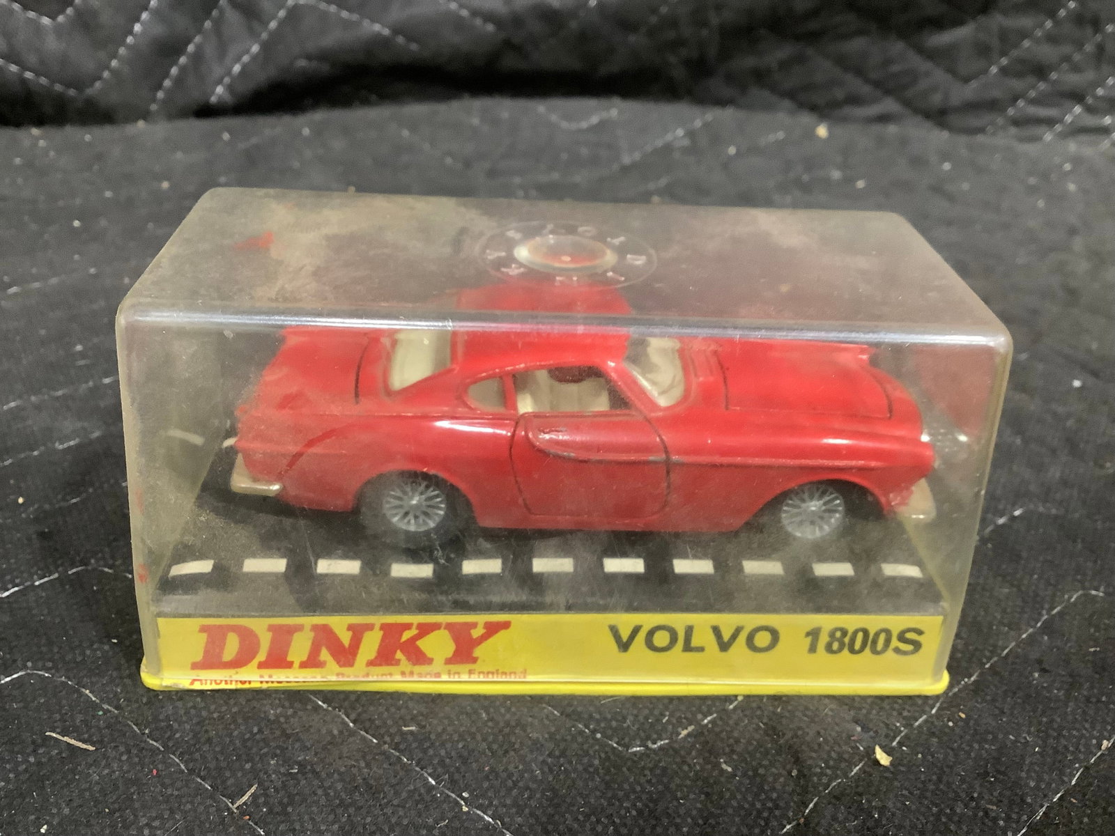 Dinky Toys Volvo 1800s Diecast Model (1 of 1)
