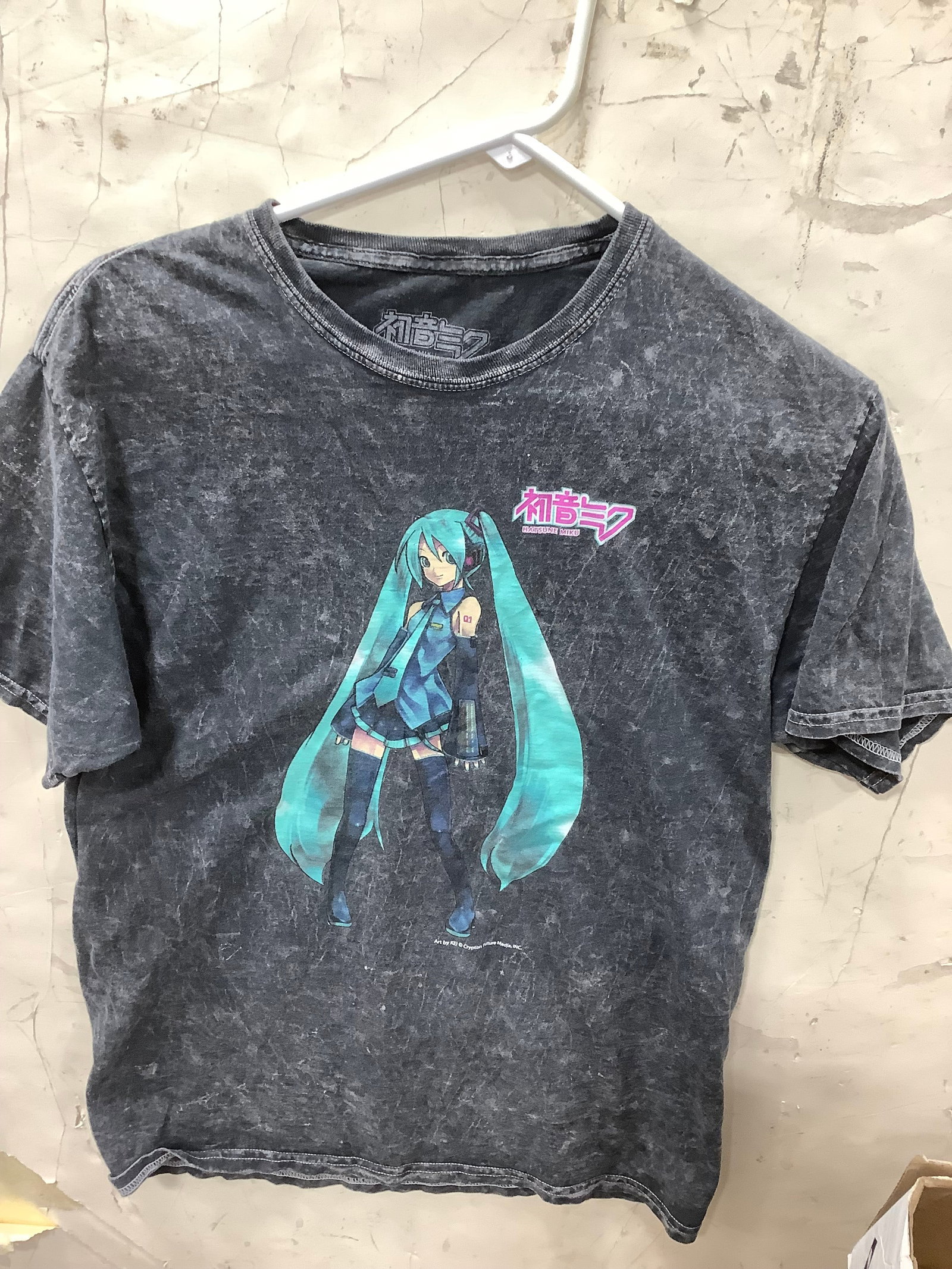 Hatsune Miku Anime Tshirt (Size: S/M): Hatsune Miku Anime Tshirt (Size: S/M)