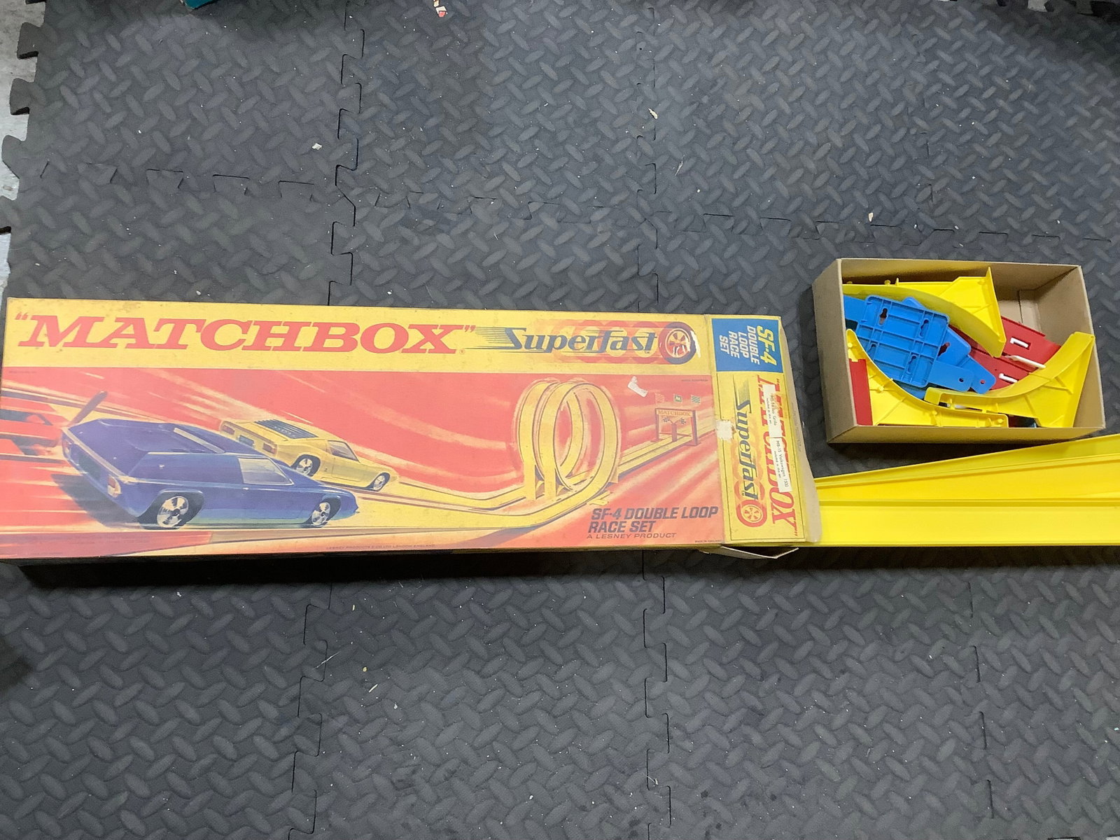 Vintage Matchbox Superfast SF-4 Double Loop Race Set (1 of 1)