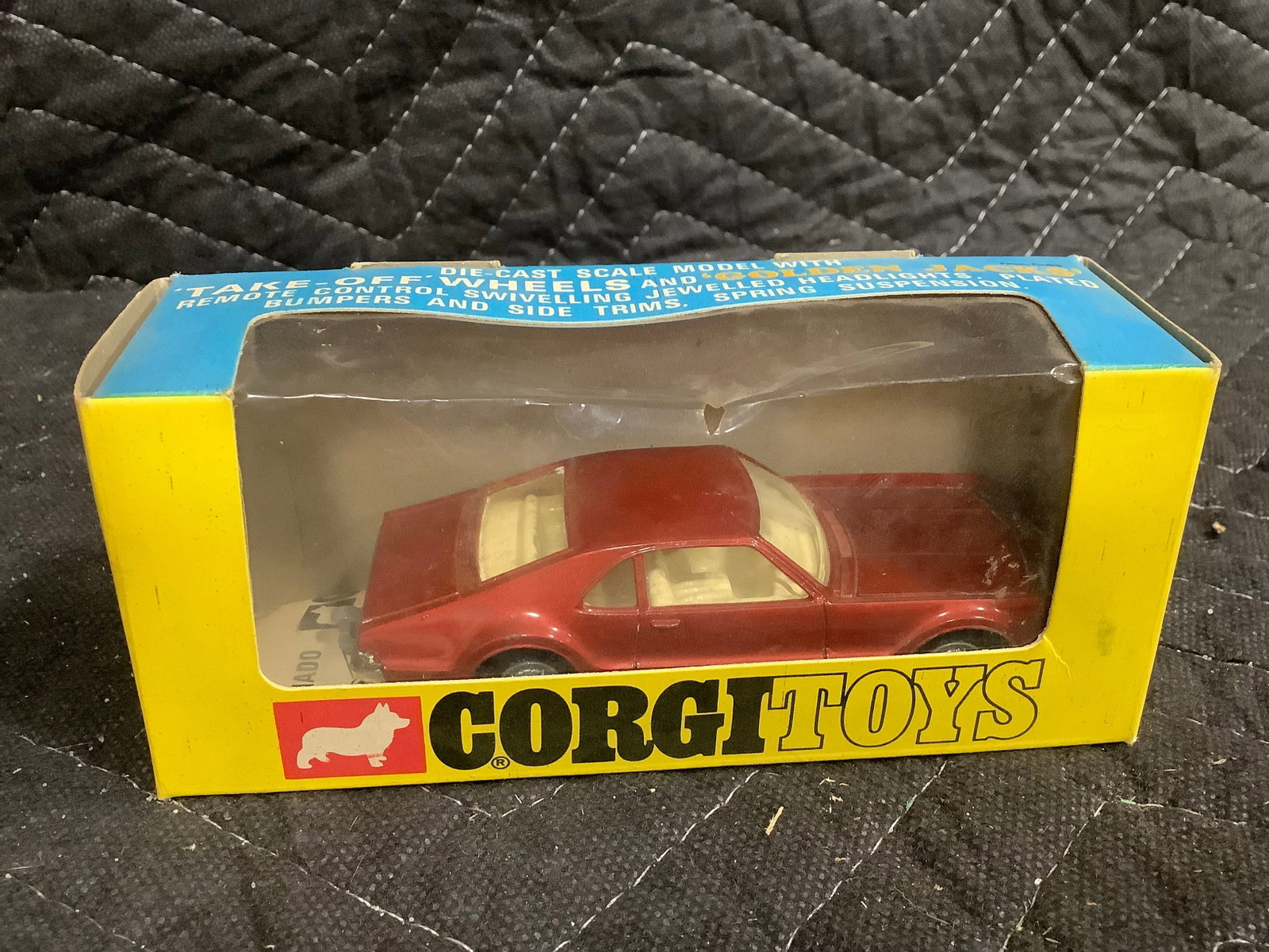 Vintage Corgi Toys Oldsmobile Toronado Diecast Model: Vintage Corgi Toys Oldsmobile Toronado Diecast Model