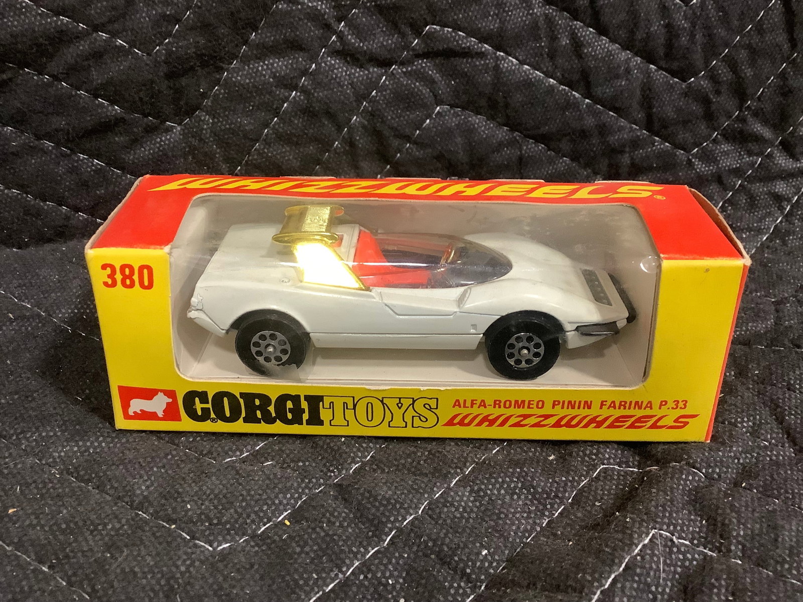 Vintage Corgi Toys Alfa-Romeo Pinin Farina Diecast Model: Vintage Corgi Toys Alfa-Romeo Pinin Farina Diecast Model