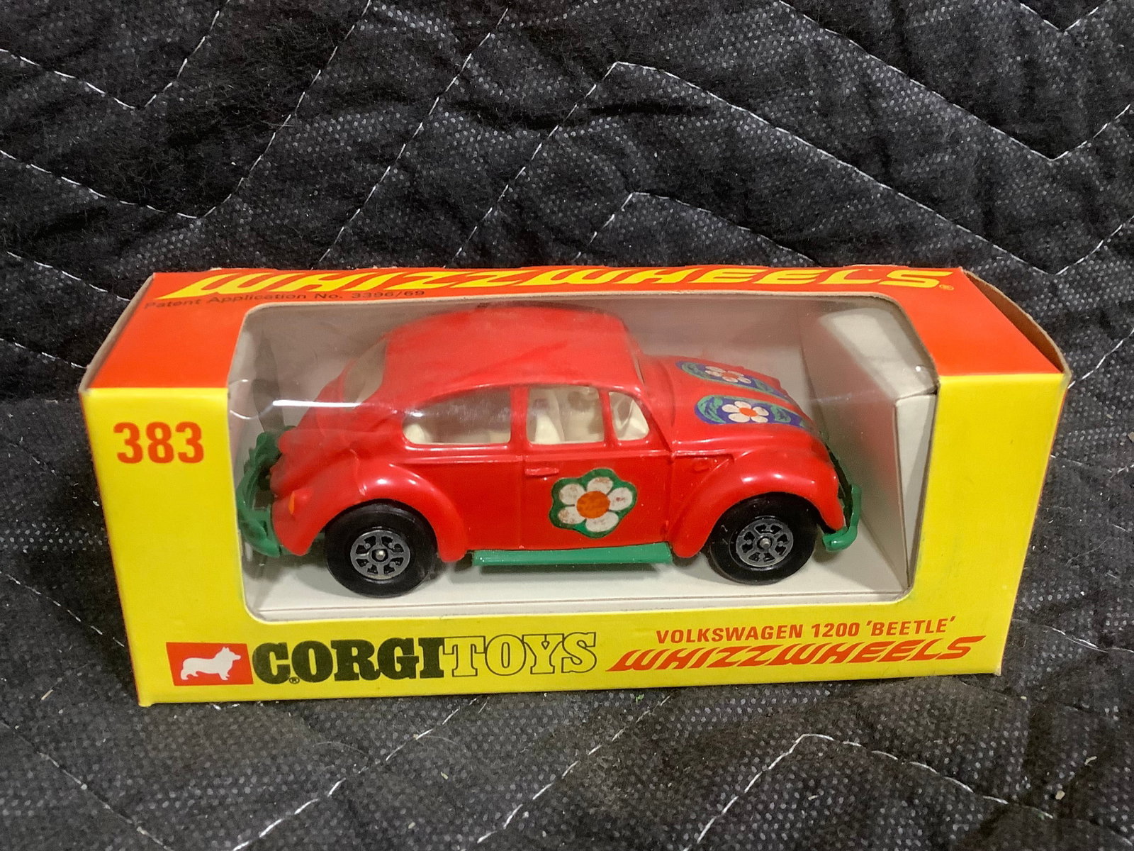 Vintage Corgi Toys Volkswagen 1200 Beetle Diecast Model (1 of 1)