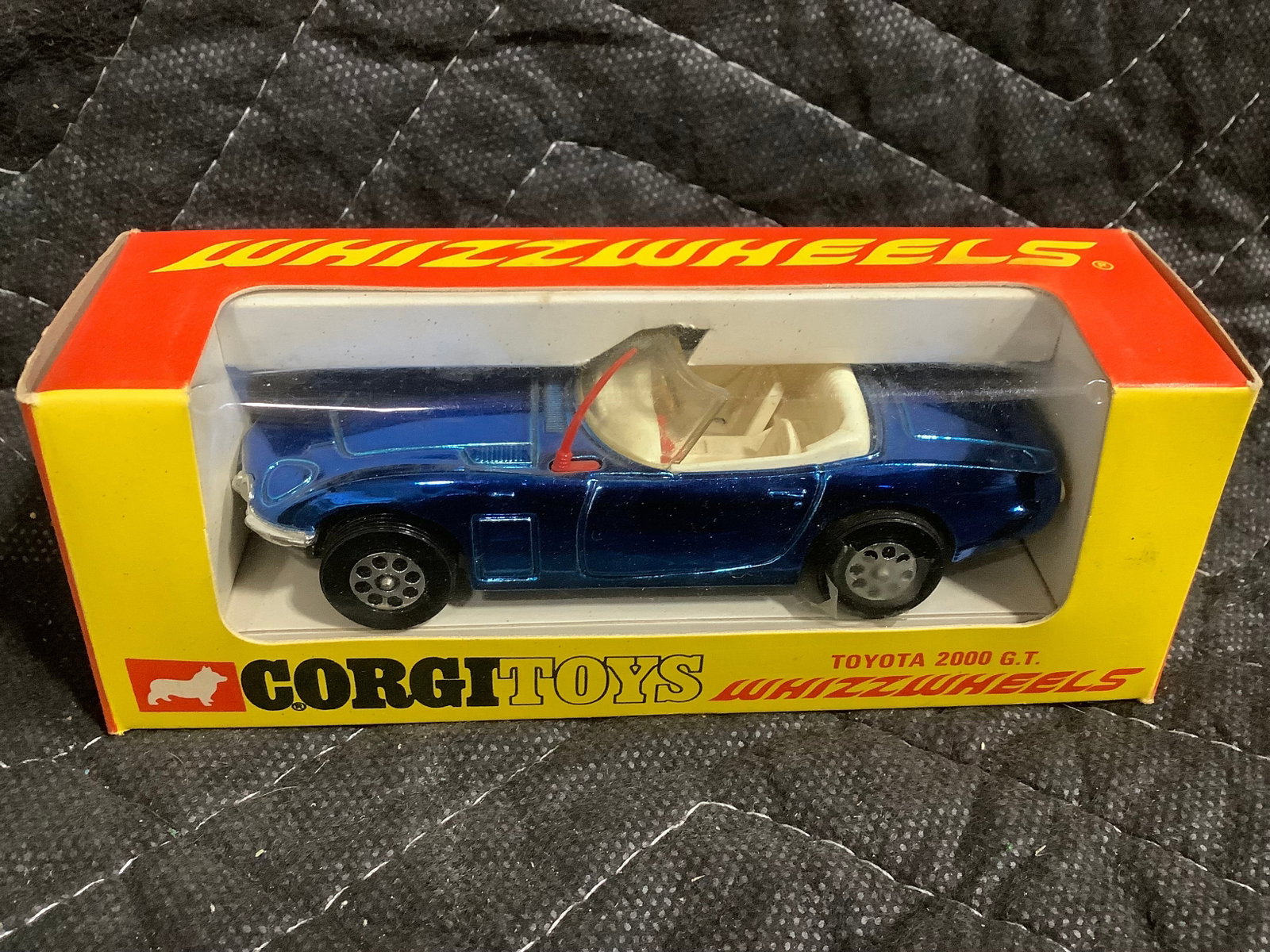 Vintage Corgi Toys Toyota 2000 GT Diecast Model (1 of 1)