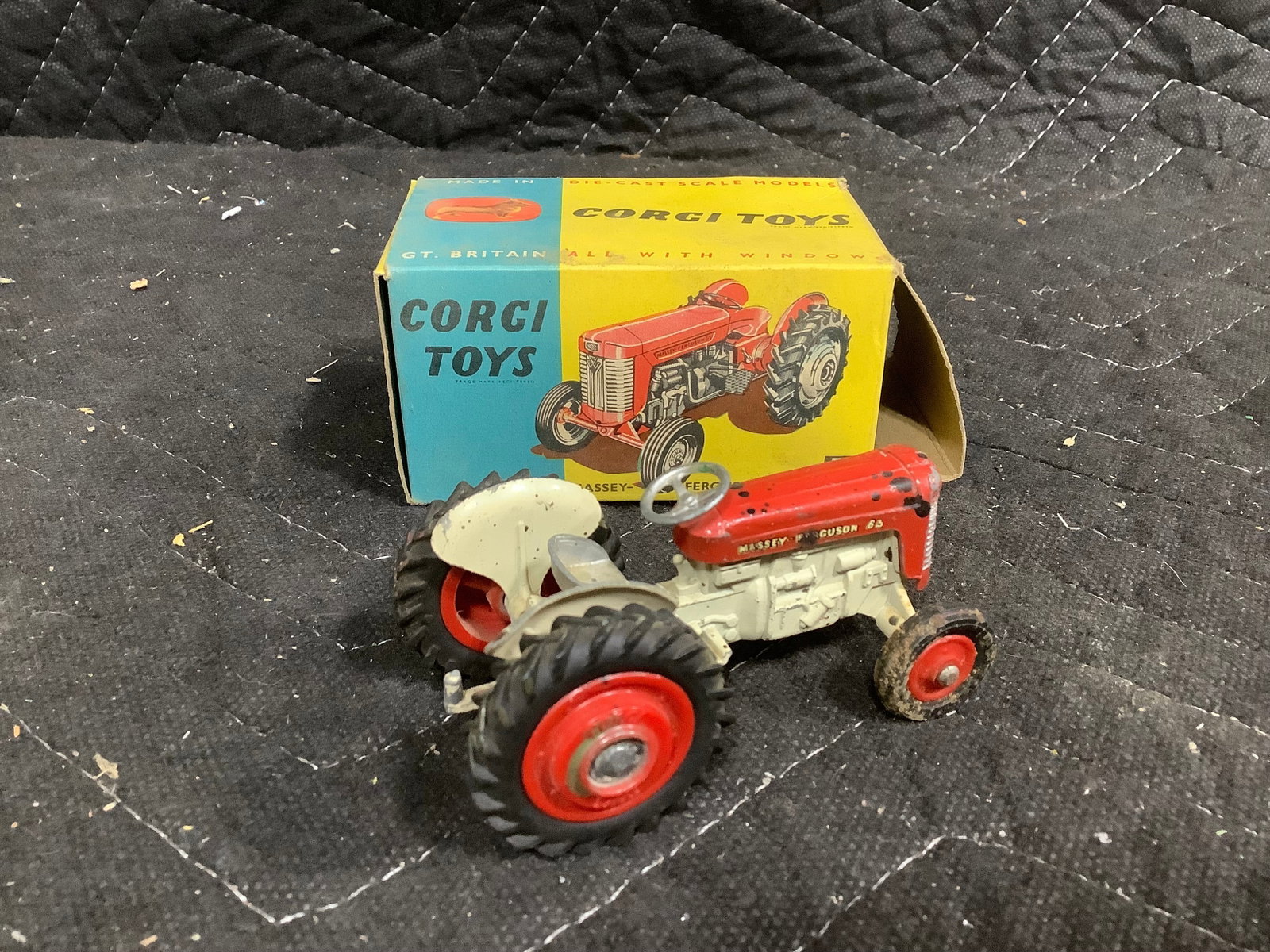 Corgi Toys vintage Massey-Ferguson 65 tractor diecast in original box (1 of 1)