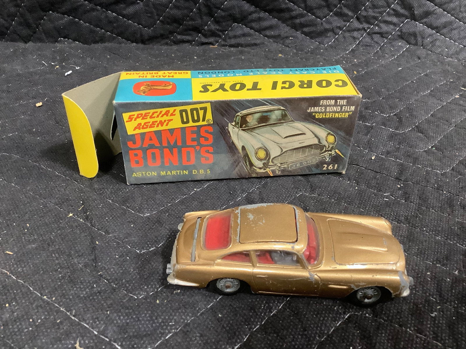 Corgi Toys vintage James Bond;s Aston Martin D.B. 5 diecast in original box (1 of 1)