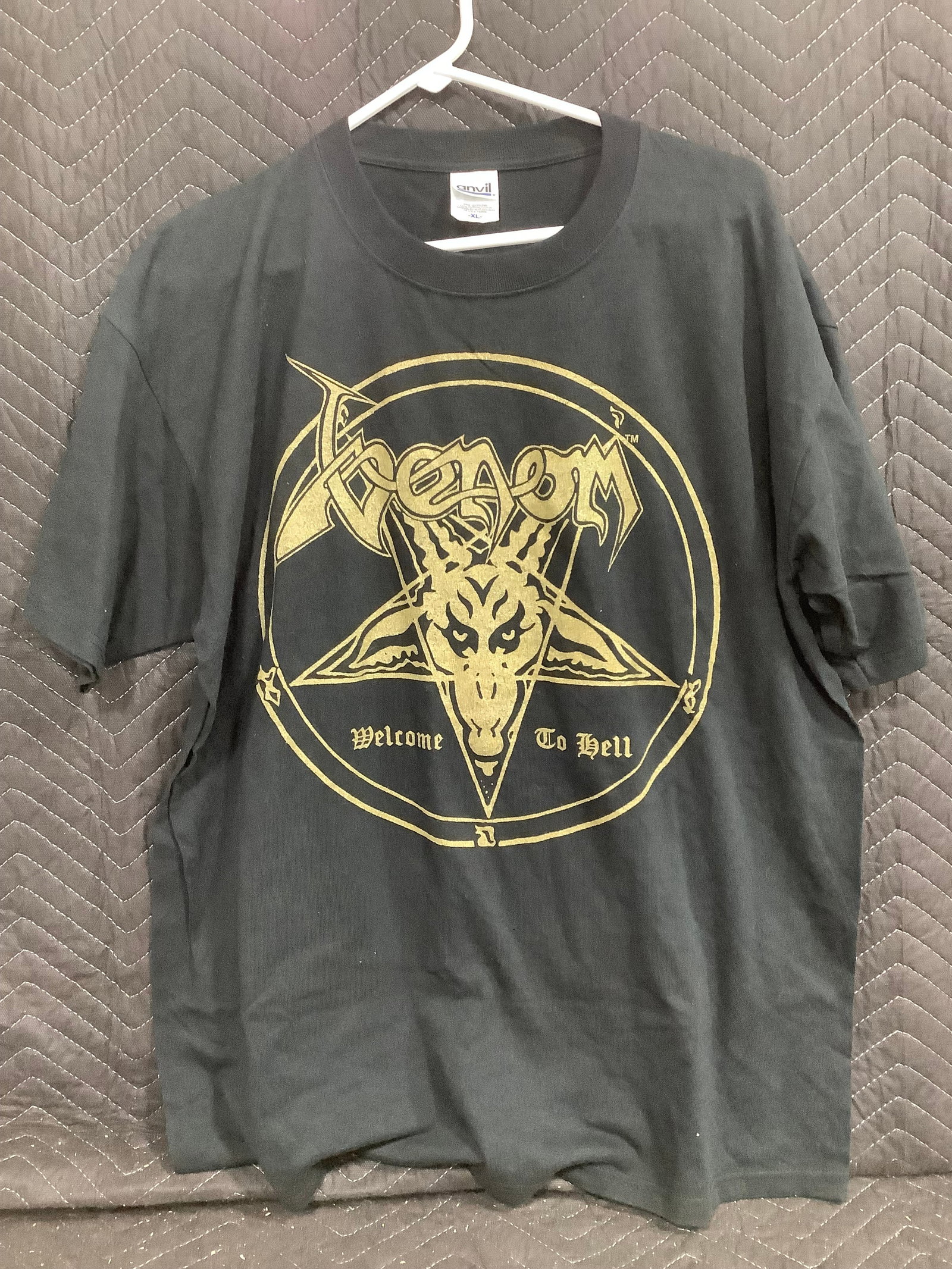 Welcome to Hell tshirt(XL): Welcome to Hell tshirt(XL)