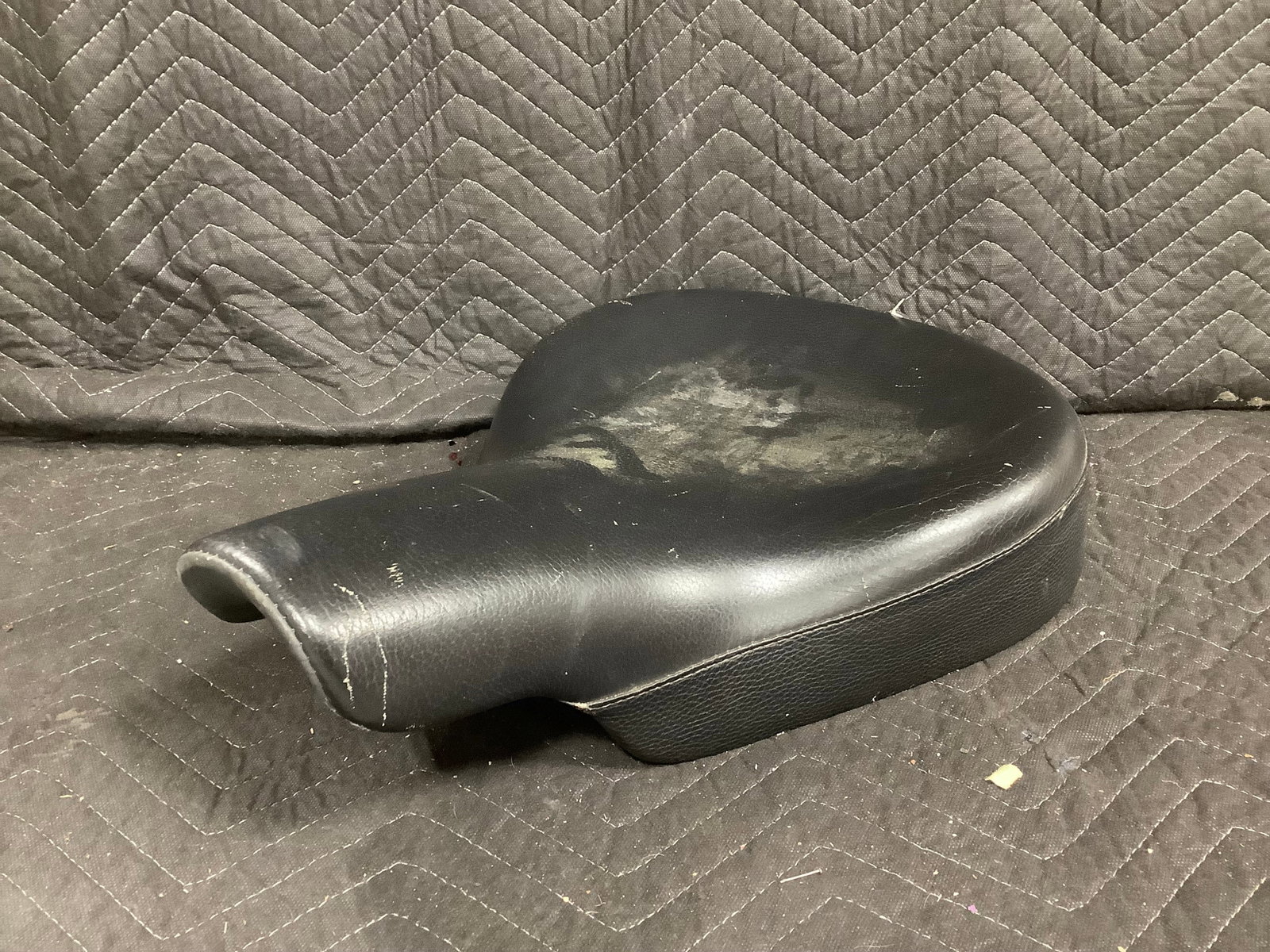 1970s Corbin large bicycle seat(HGXL488) (1 of 1)