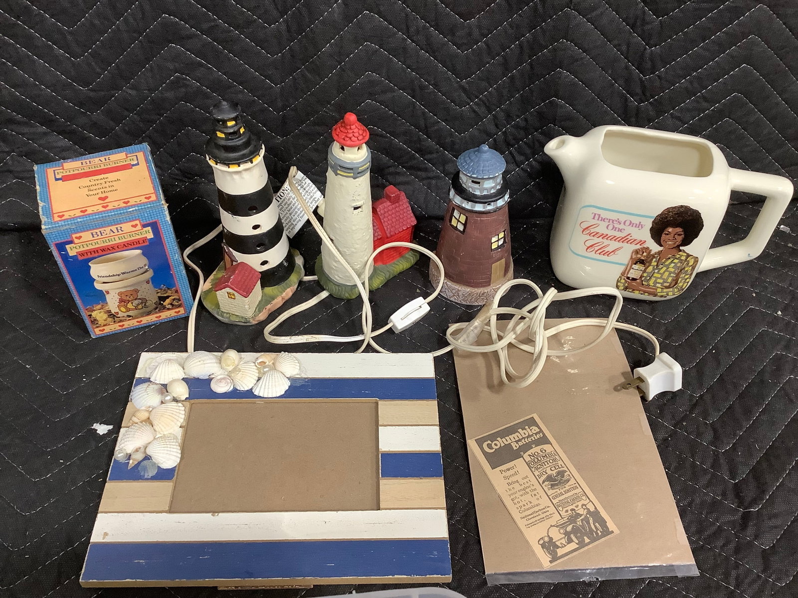 Lighthouse decor, Bear Potpourri burner, and more: Lighthouse decor, Bear Potpourri burner, and more