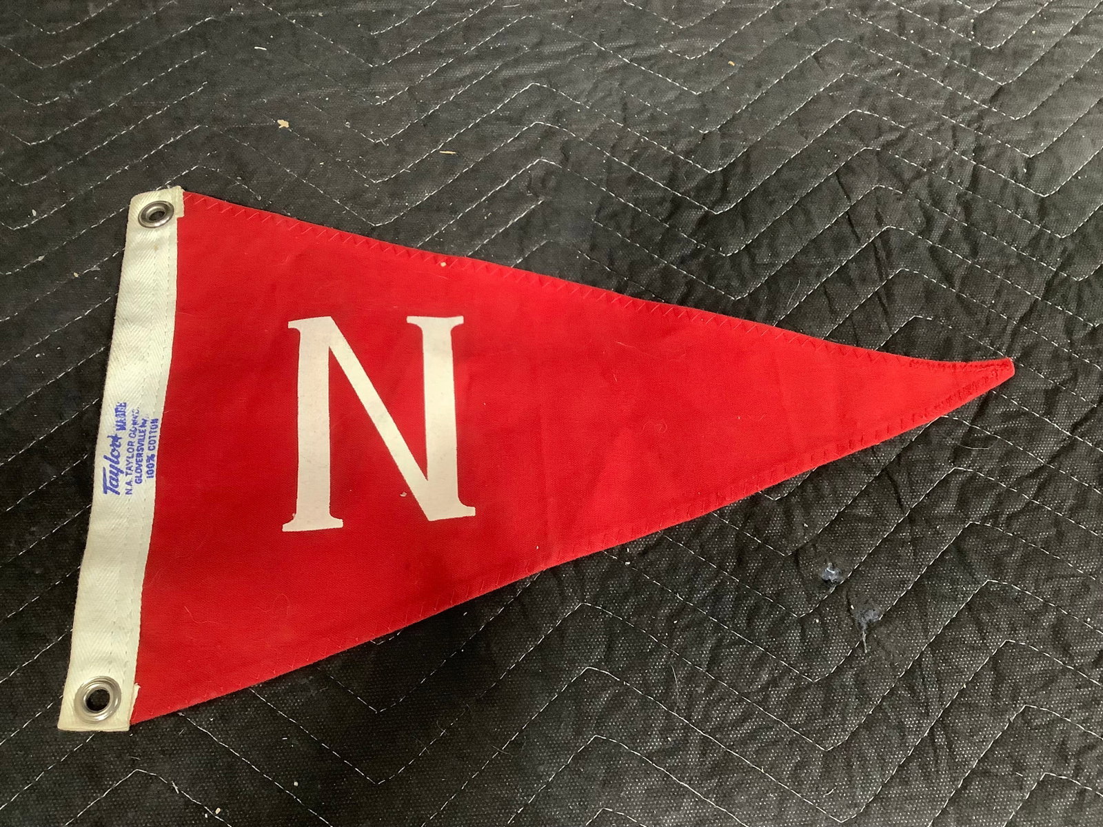 Vintage Taylor made felt pennant(15.5in long): Vintage Taylor made felt pennant(15.5in long)