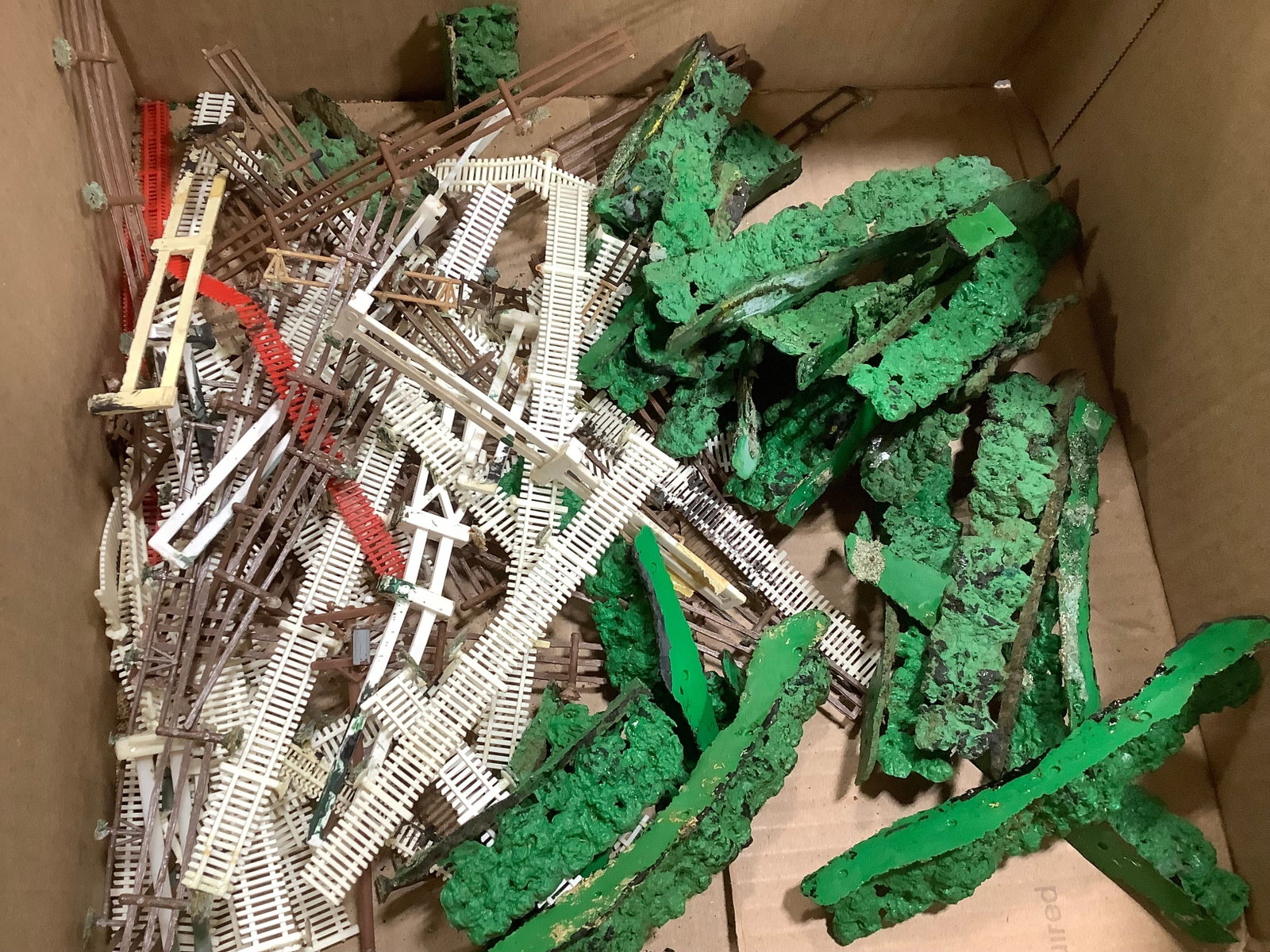 Vintage Matchbox Train Accessories (1 of 1)