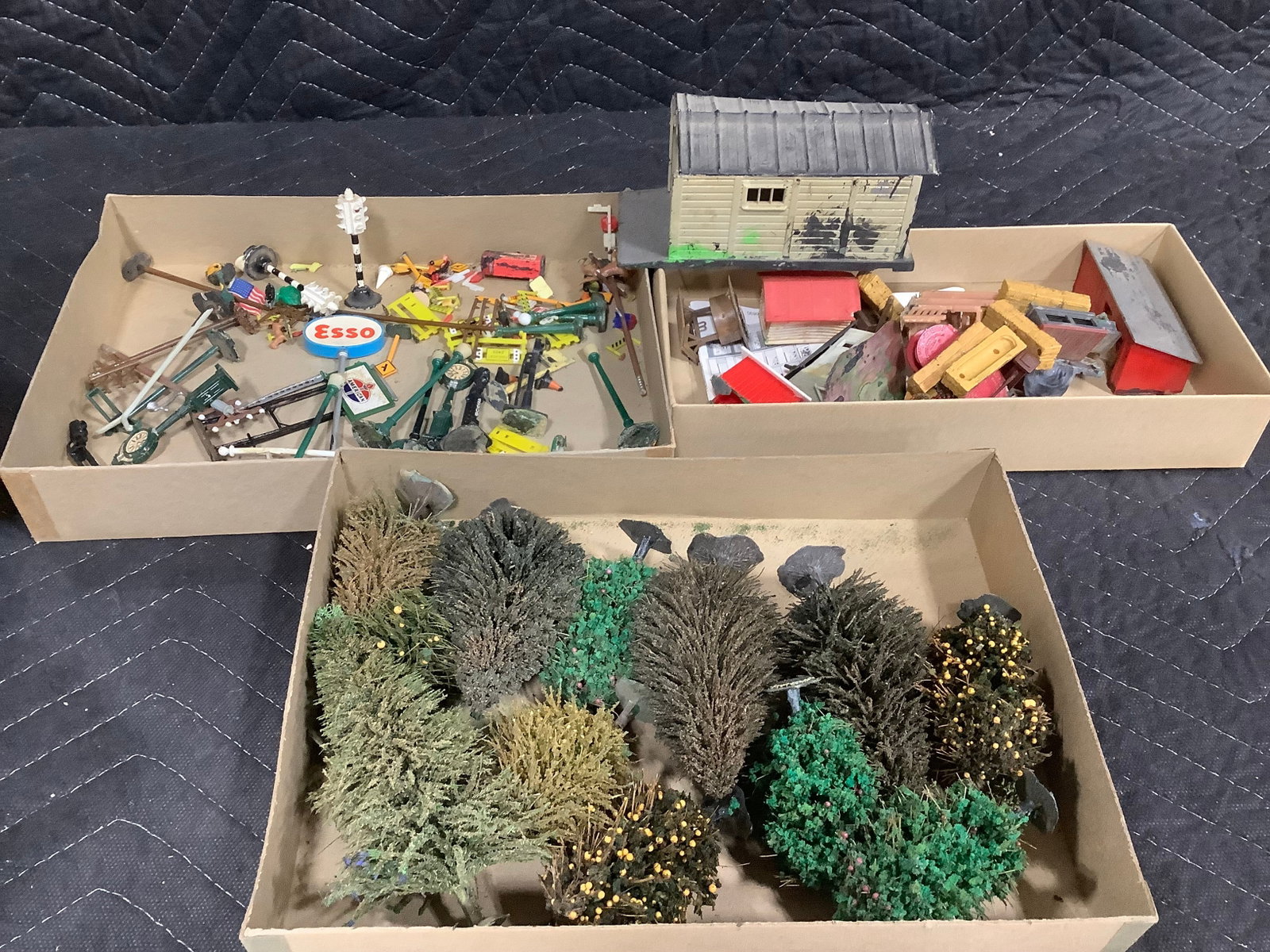 Various Model Kit Parts, Fake Trees, and more (1 of 1)