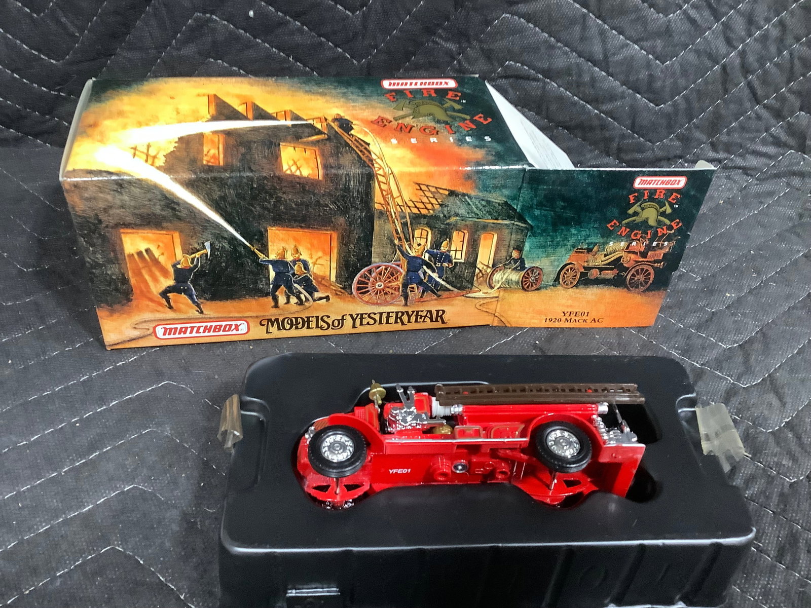 Matchbox 1920 Mack AC Fire Engine *new in box* (1 of 1)