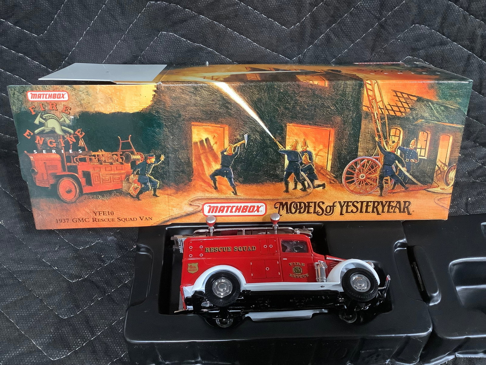 Matchbox 1937 GMC Rescue Squad Van *new in box* (1 of 1)