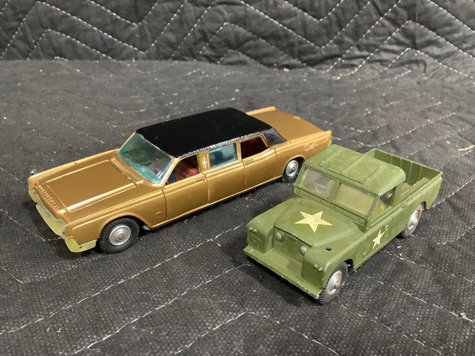 Vintage Corgi Toy Diecast Models: Vintage Corgi Toy Diecast Models