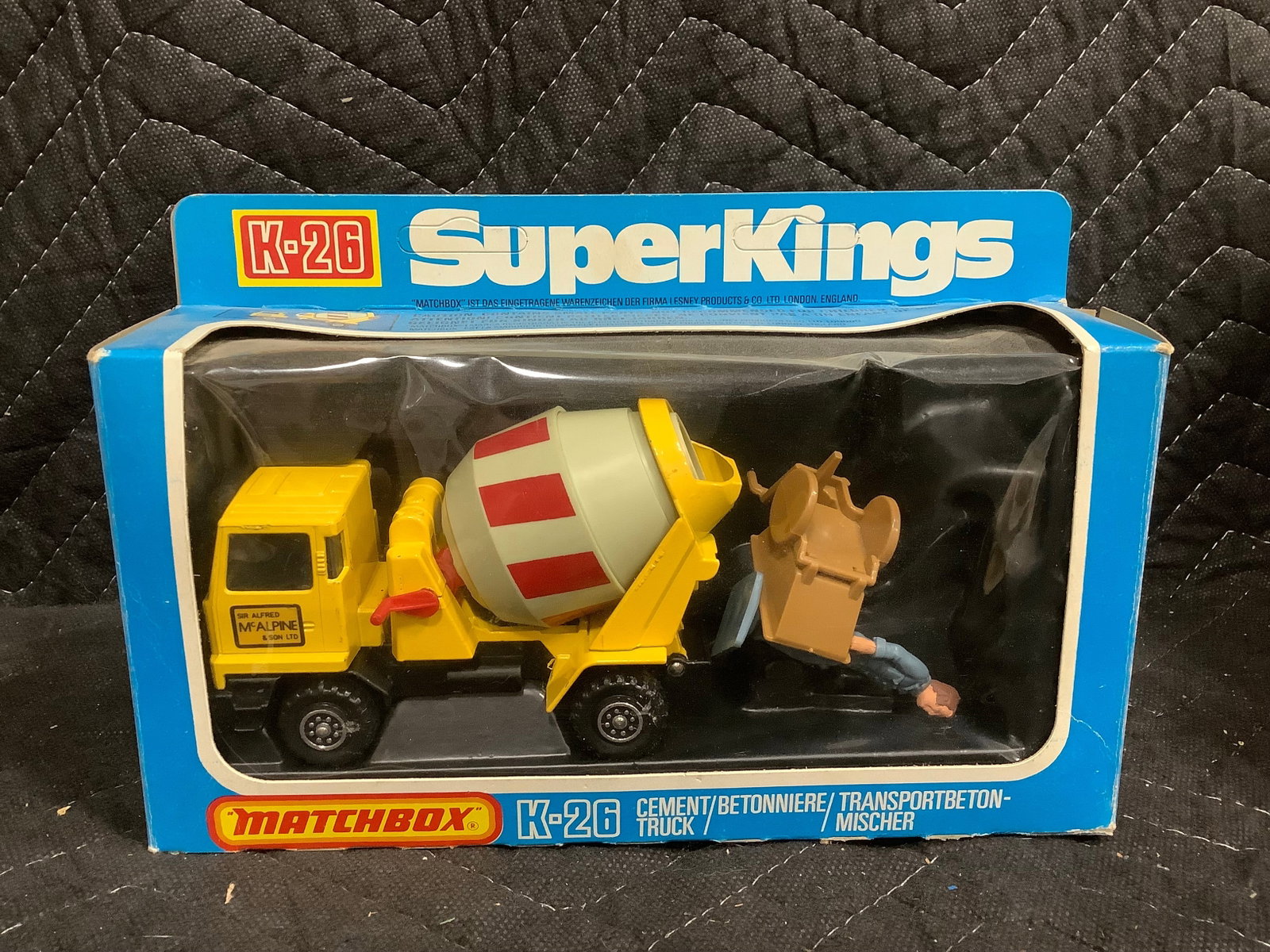 Matchbox Superkings Cement Truck Collectible *new in box*: Matchbox Superkings Cement Truck Collectible *new in box*