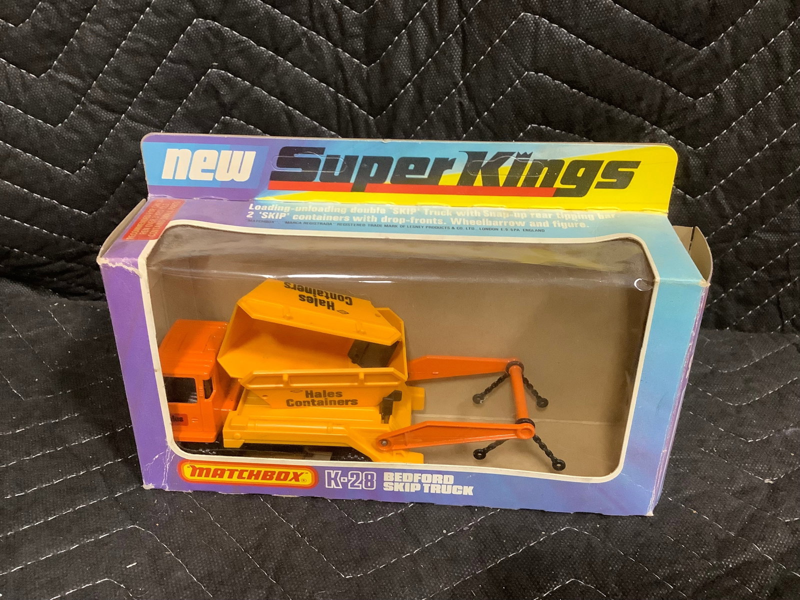 Matchbox K-28 Bedford Skip Truck Collectible *new in box*: Matchbox K-28 Bedford Skip Truck Collectible *new in box*