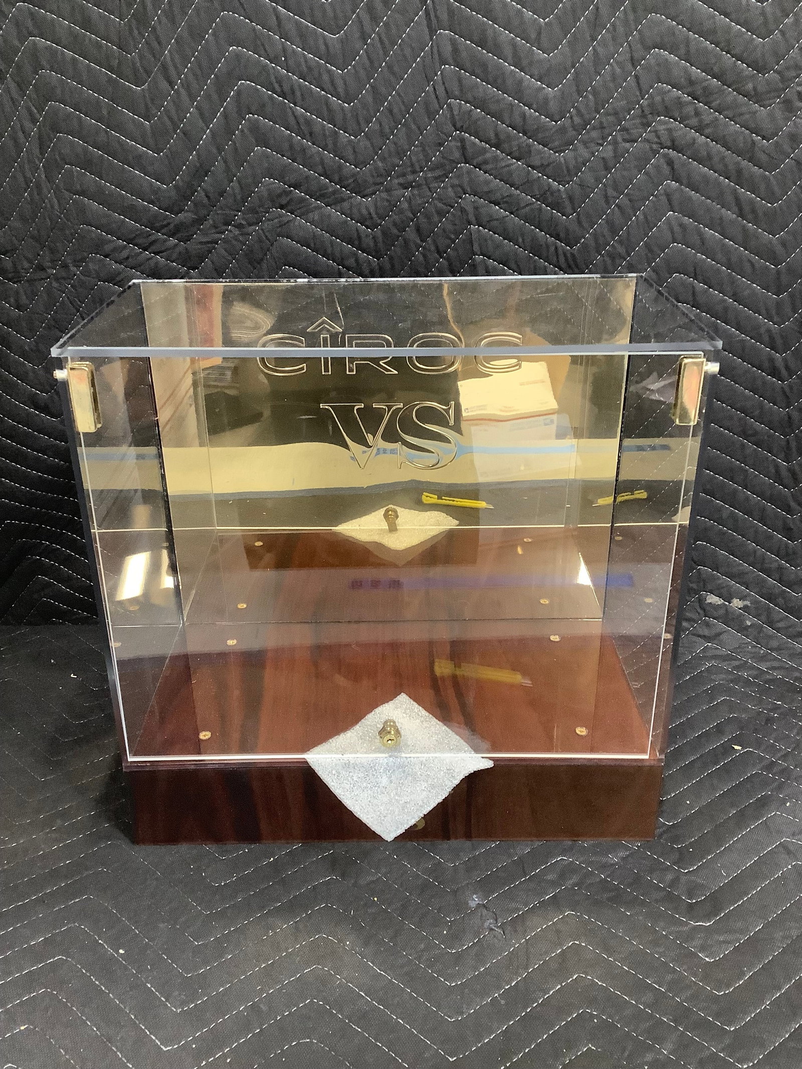 Ciroc VS display case(15inx8inx15in) (1 of 1)