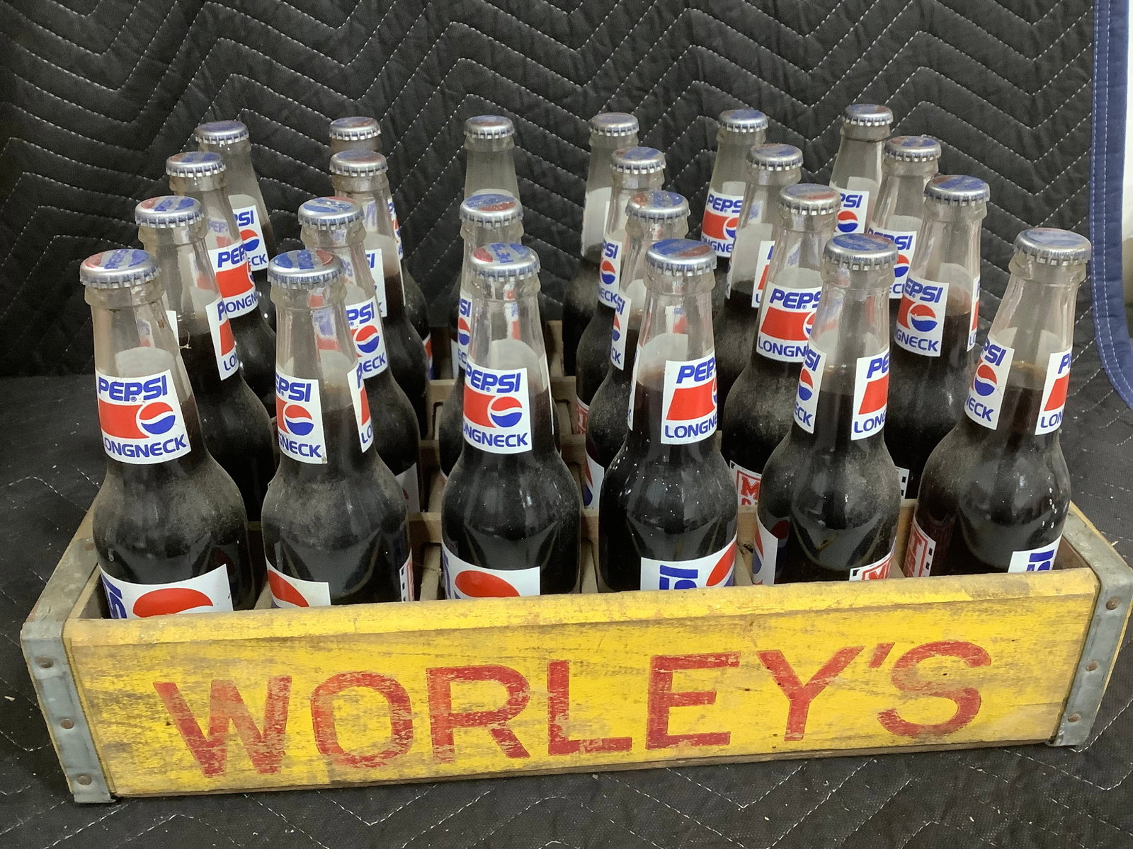 Vintage crate of Pepsi bottles (1 of 1)