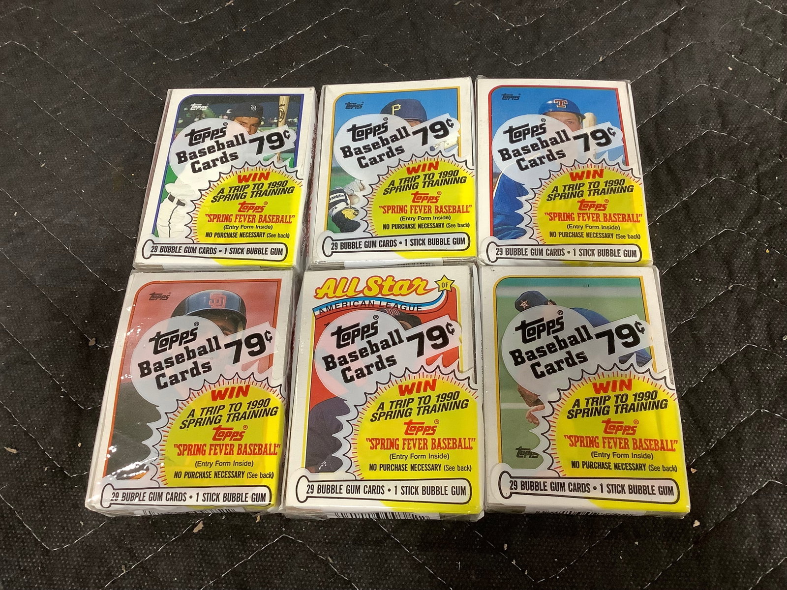 1989 Topps baseball card packs*sealed*: 1989 Topps baseball card packs*sealed*