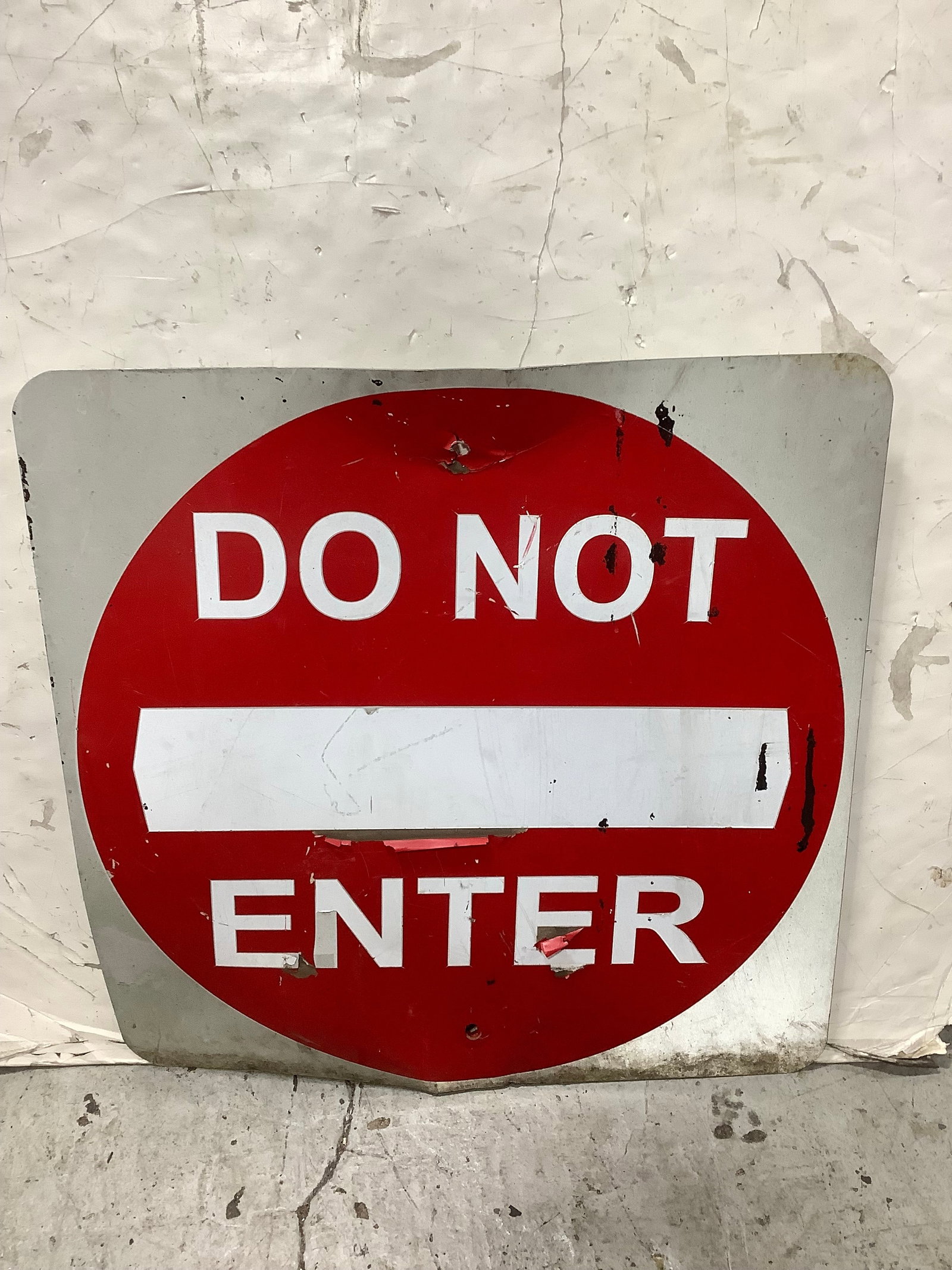 Do Not Enter metal sign(30inx30in): Do Not Enter metal sign(30inx30in)