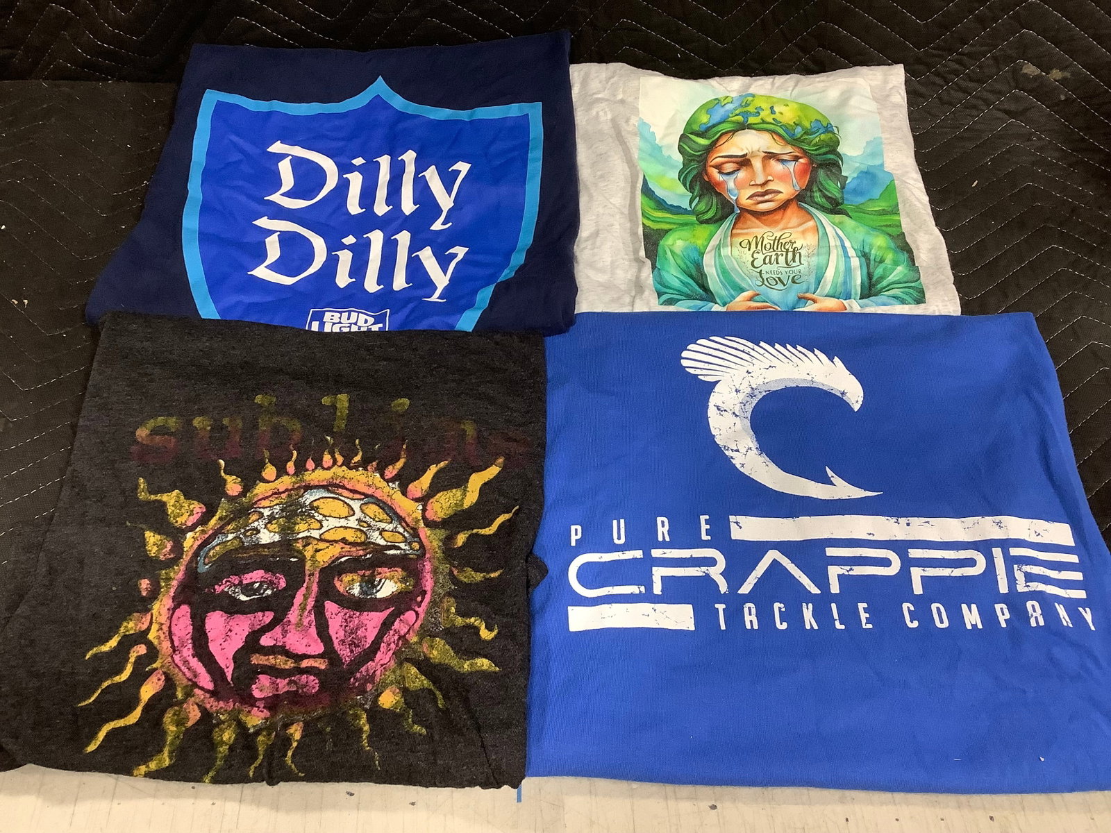 Tshirts(various sizes): Tshirts(various sizes)