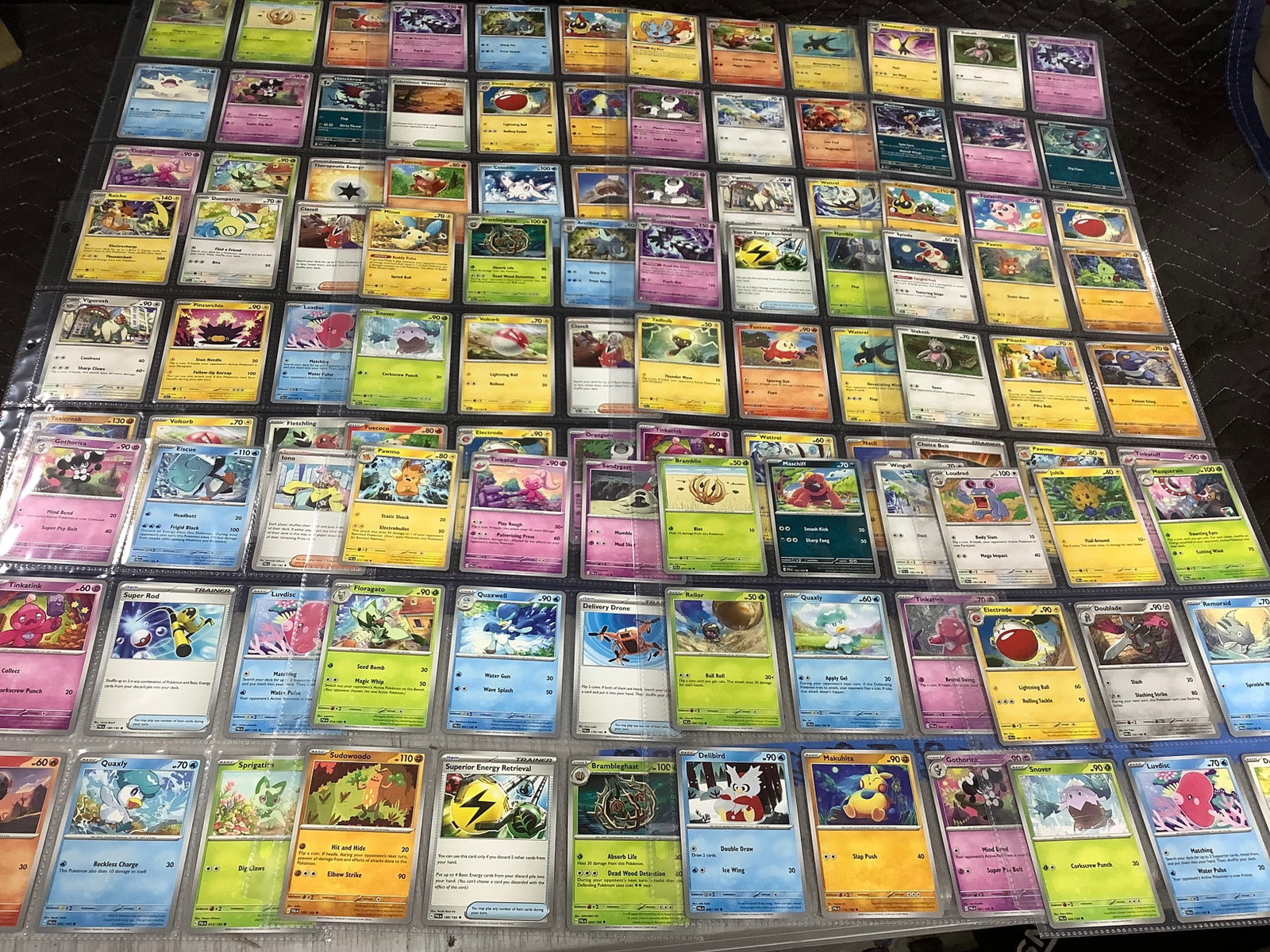 Various Pokemon cards: Various Pokemon cards