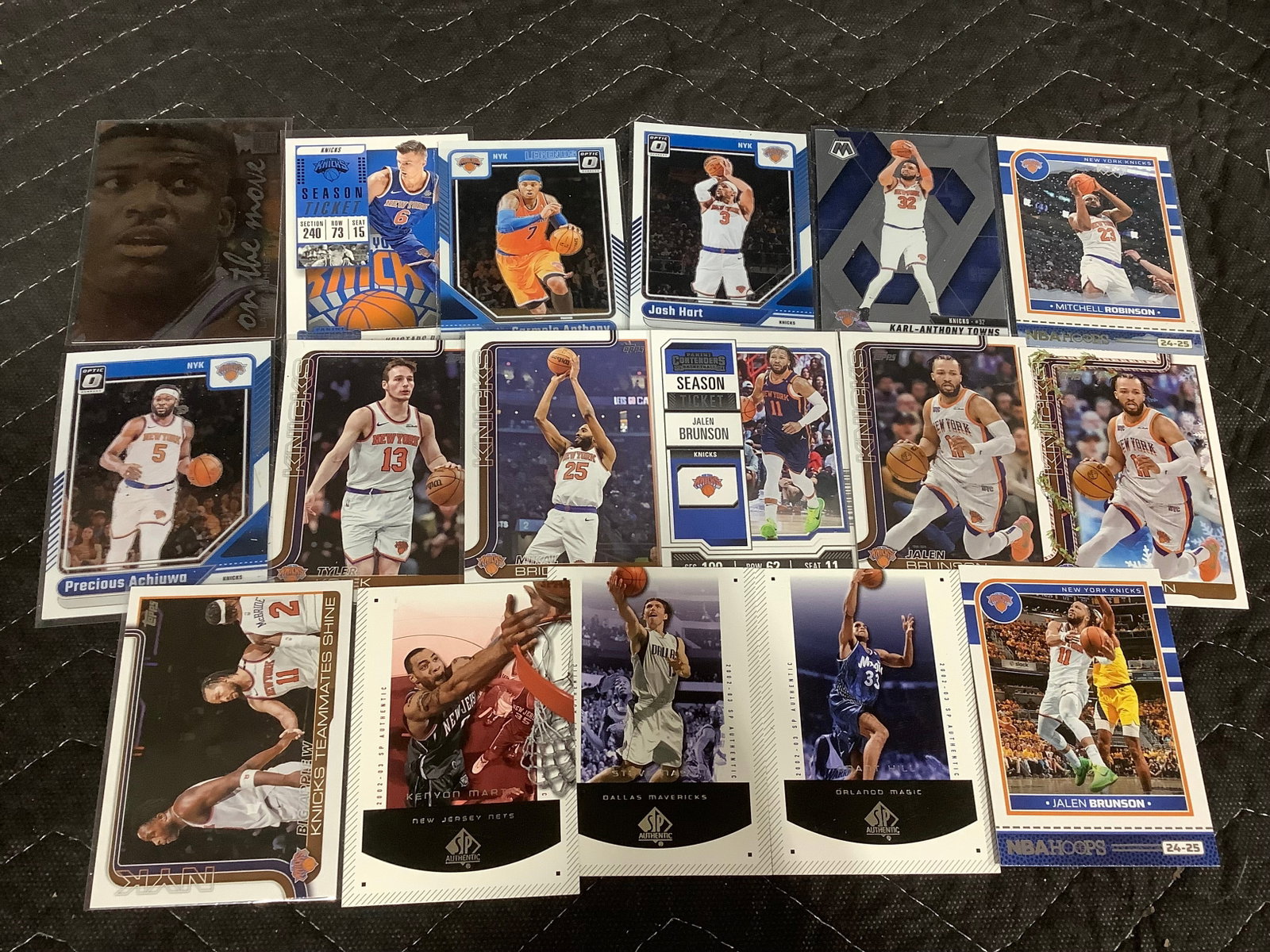 Collectible basketball cards: Collectible basketball cards