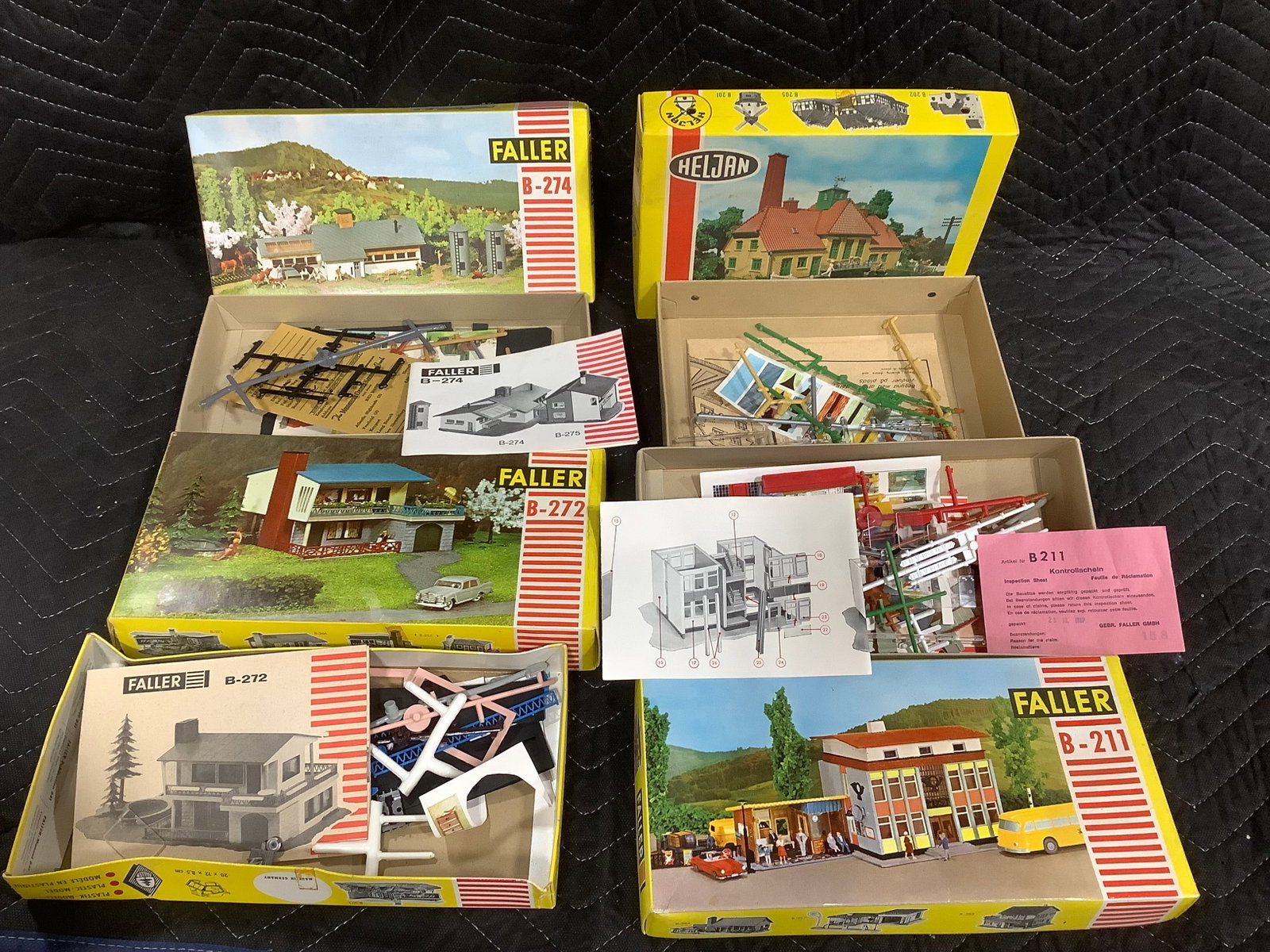 Various Plastic Model Kit Parts (1 of 1)