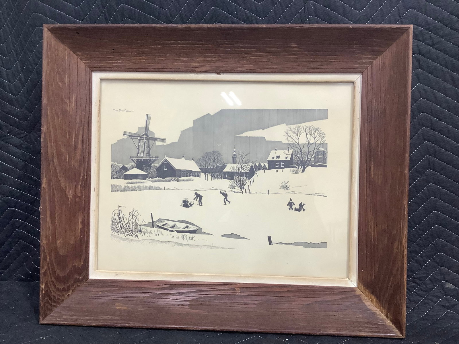 Framed and Signed Black and White Artwork (20inx24): Framed and Signed Black and White Artwork (20inx24)