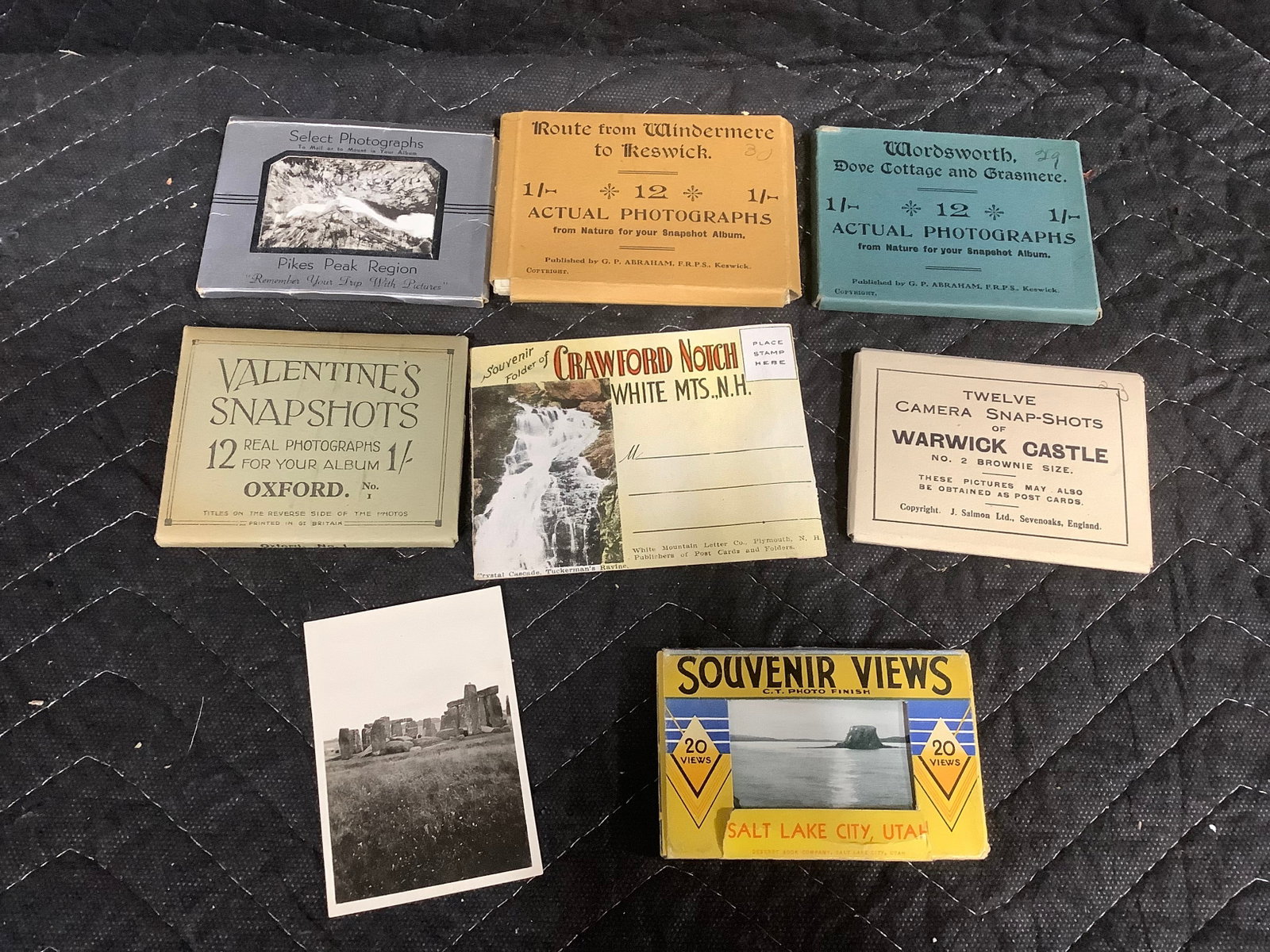 Vintage photograph albums: Vintage photograph albums