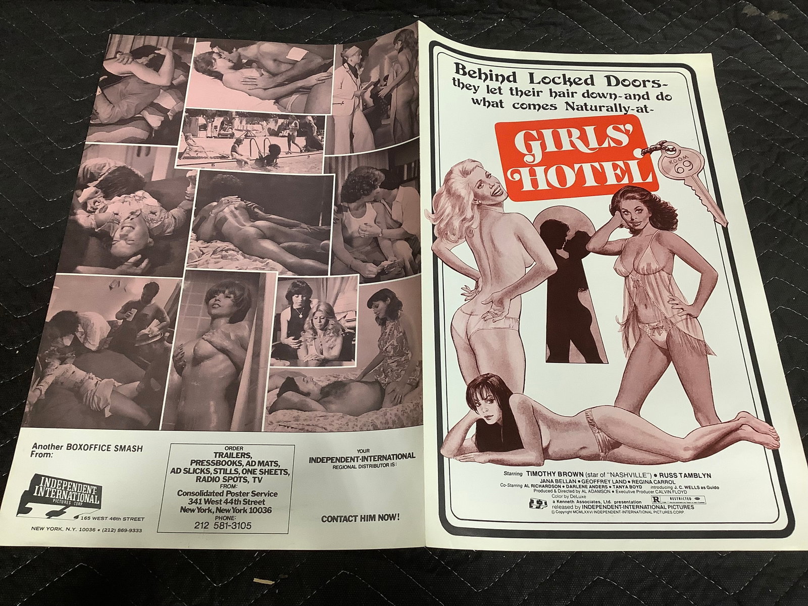 Girls Hotel open up poster: Girls Hotel open up poster
