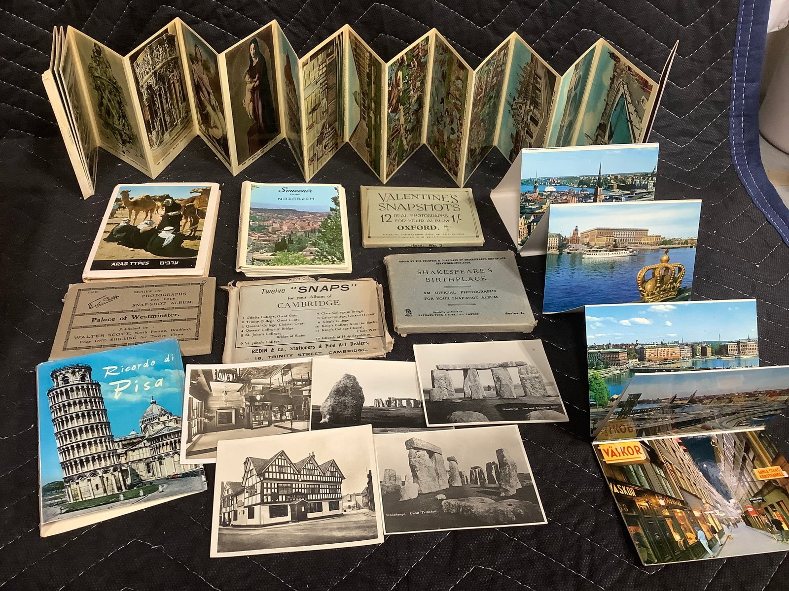 Vintage photograph albums: Vintage photograph albums