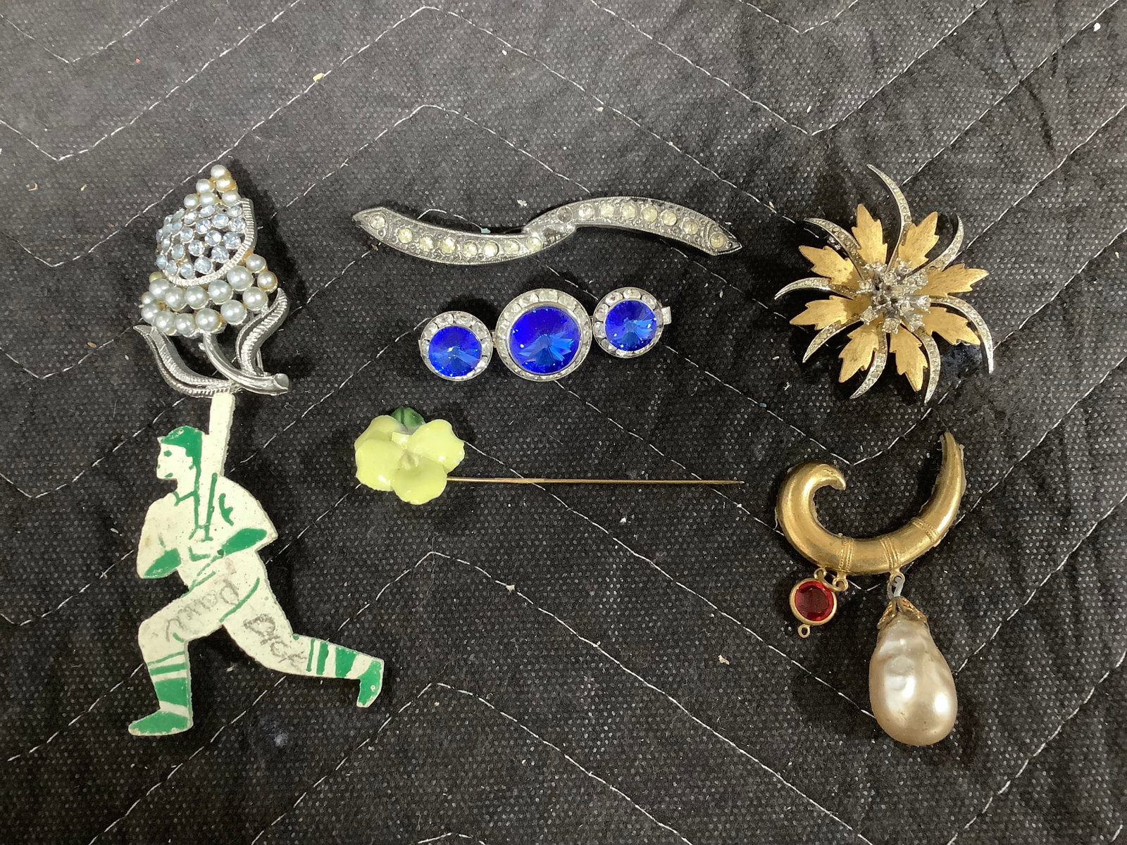 Vintage pins and more (1 of 1)