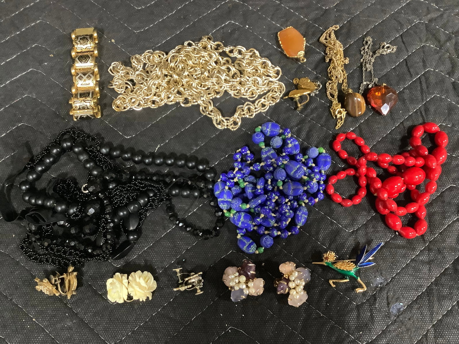 Costume jewelry (1 of 1)