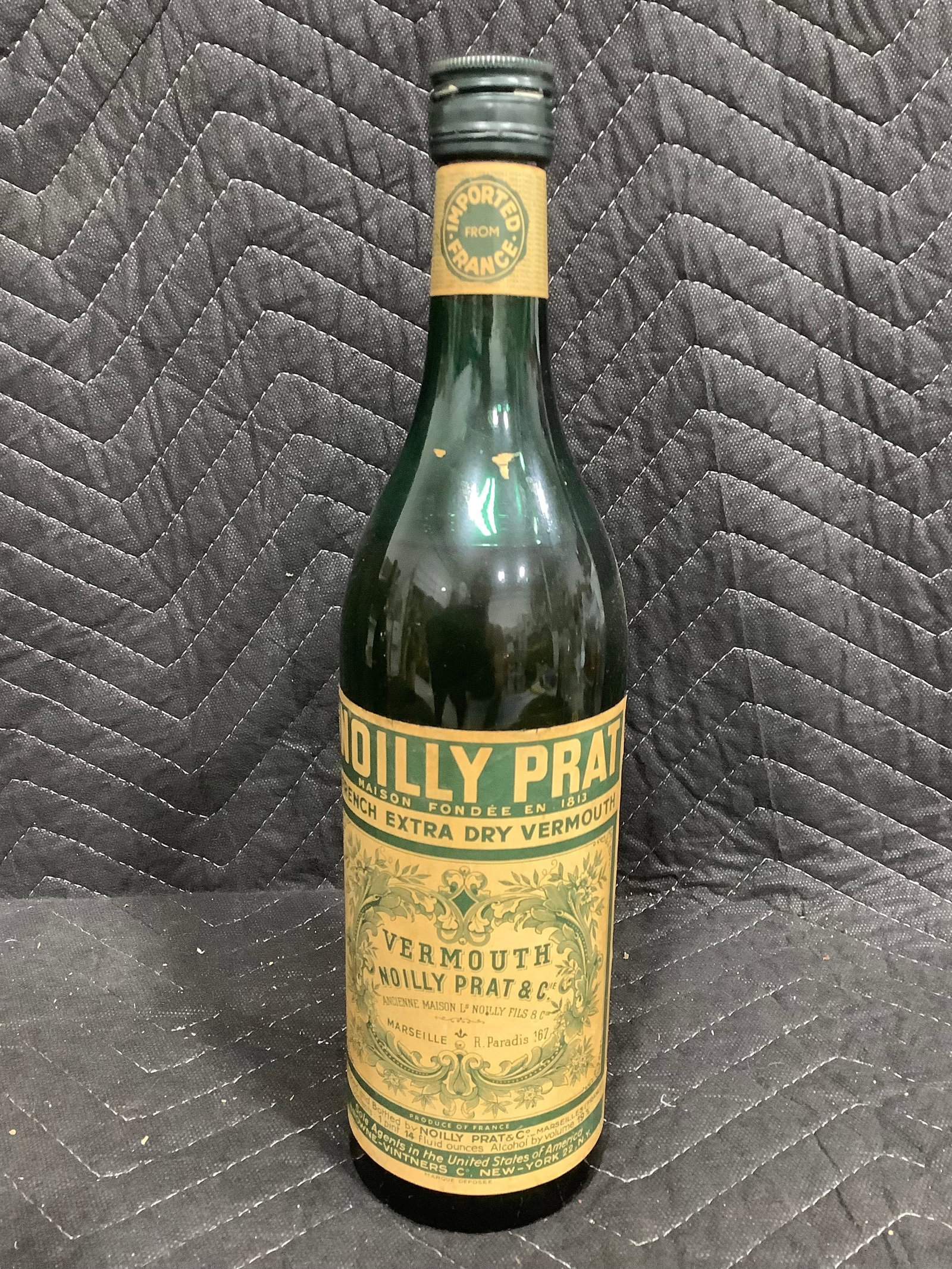Noilly Prat Extra Dry Vermouth - 19% (1Pt 14 Fl Oz) *sealed*: Noilly Prat Extra Dry Vermouth - 19% (1Pt 14 Fl Oz) *sealed*