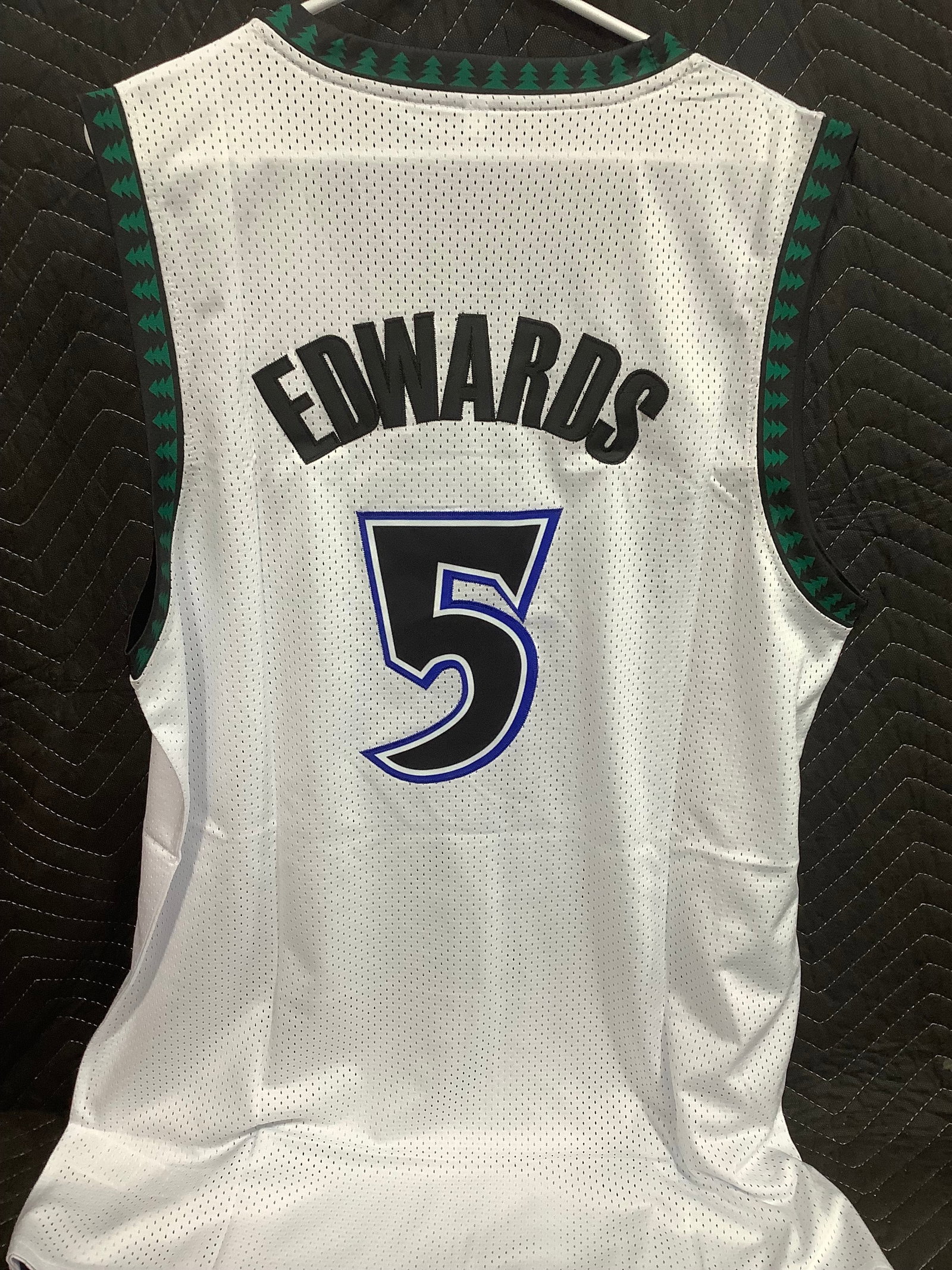 Minnesota Timberwolves Edwards #5 Sports Jersey (Size: XXL) (1 of 1)