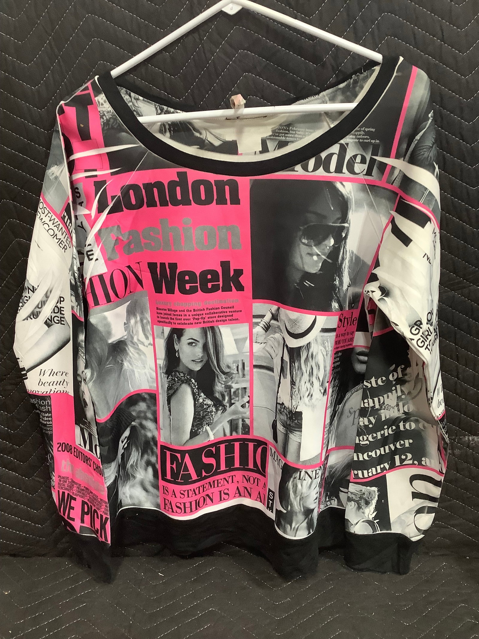 Fashion Week Crewneck (Size: L): Fashion Week Crewneck (Size: L)