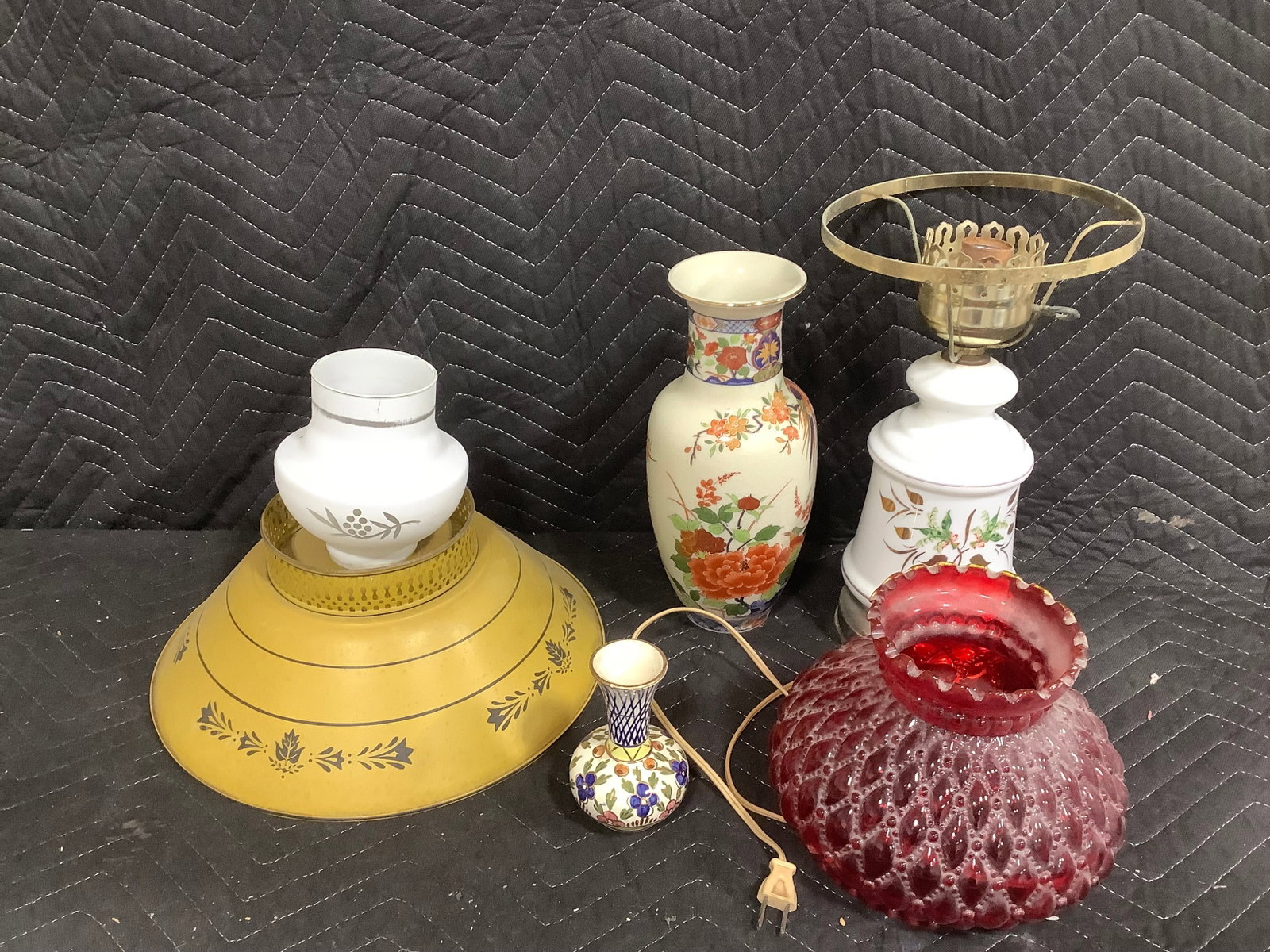 Table lamp, vases, and more(12in tallest-some chipped) (1 of 1)