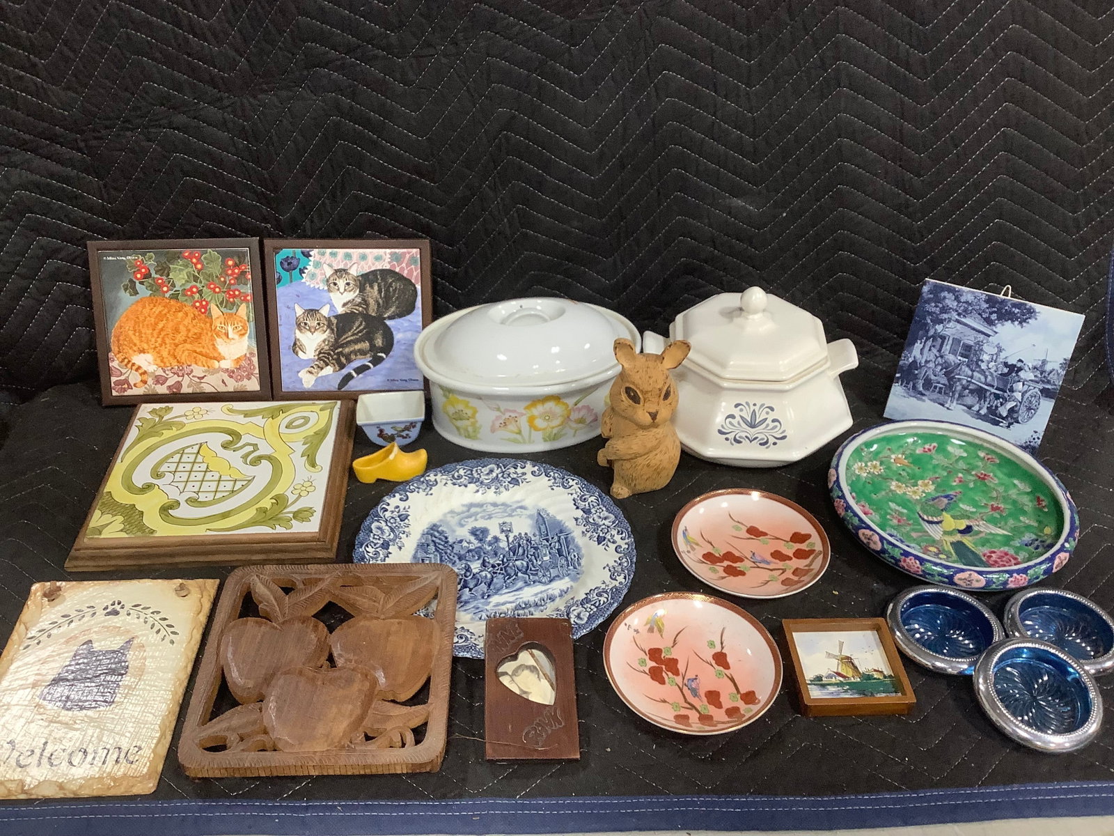 Ceramic kitchenware containers, tile artwork/house decor, and more (1 of 1)