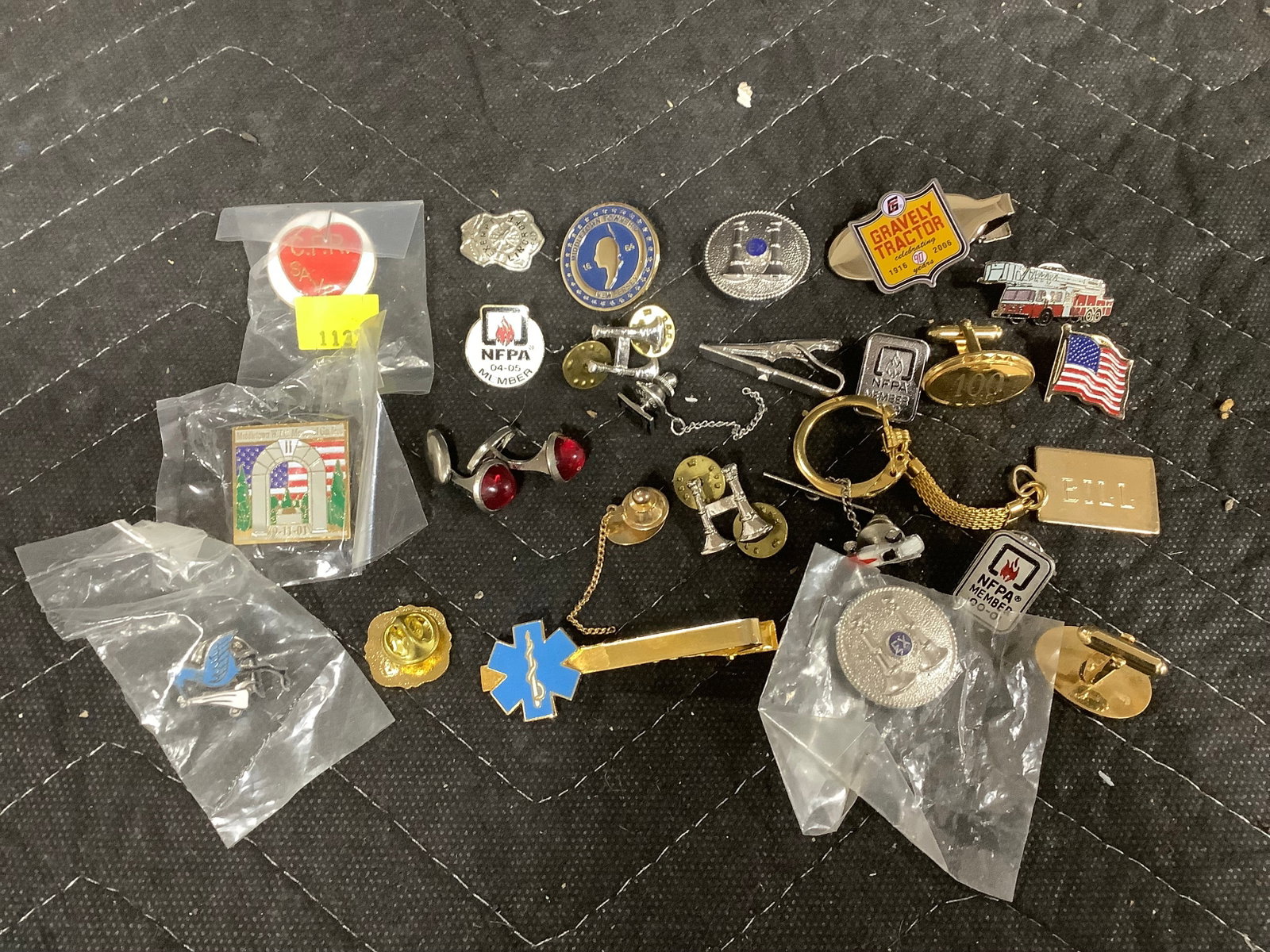 Vintage pins and more: Vintage pins and more