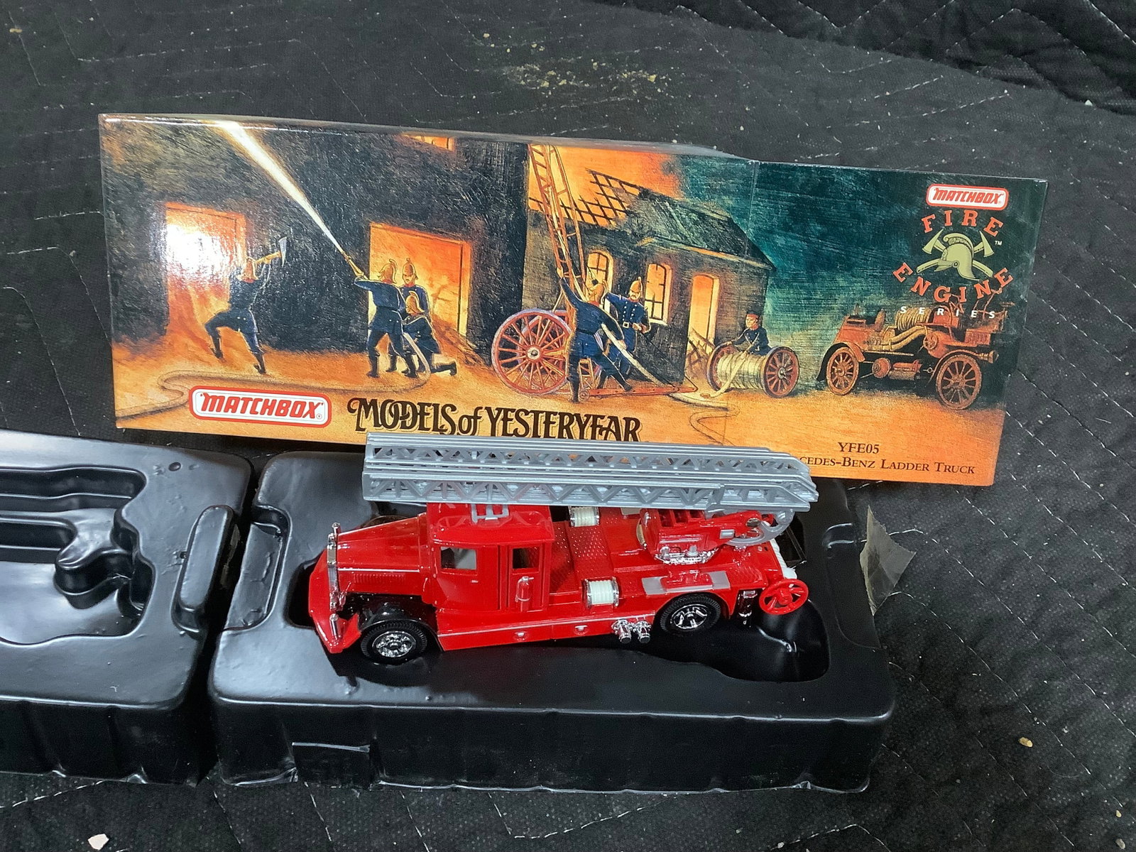 Matchbox Models of Yesteryear YFE05 1904 Mercedes Benz Ladder Truck collectible