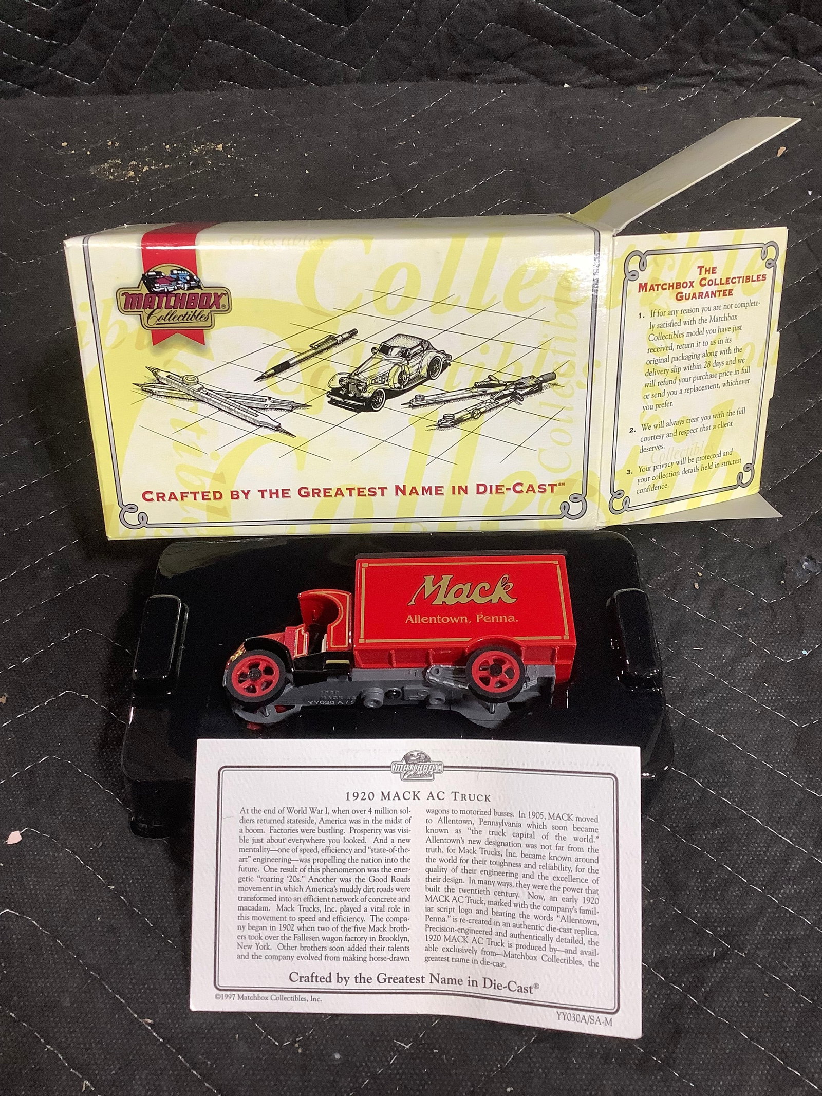 1920 Mack AC Truck Matchbox collectible (1 of 1)