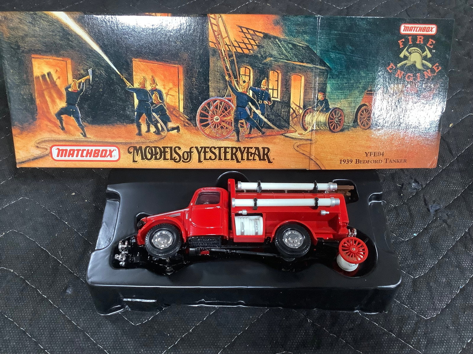 Matchbox Models of Yesteryear YFE04 1939 Bedford Tanker collectible (1 of 1)