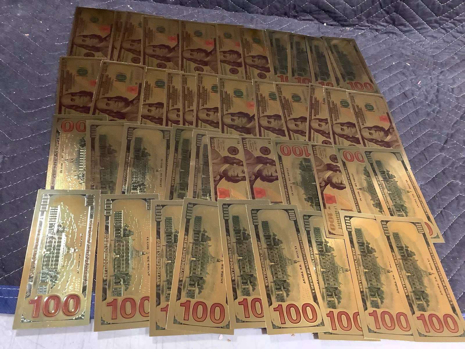 Novelty gold foil plated replica banknotes: Novelty gold foil plated replica banknotes