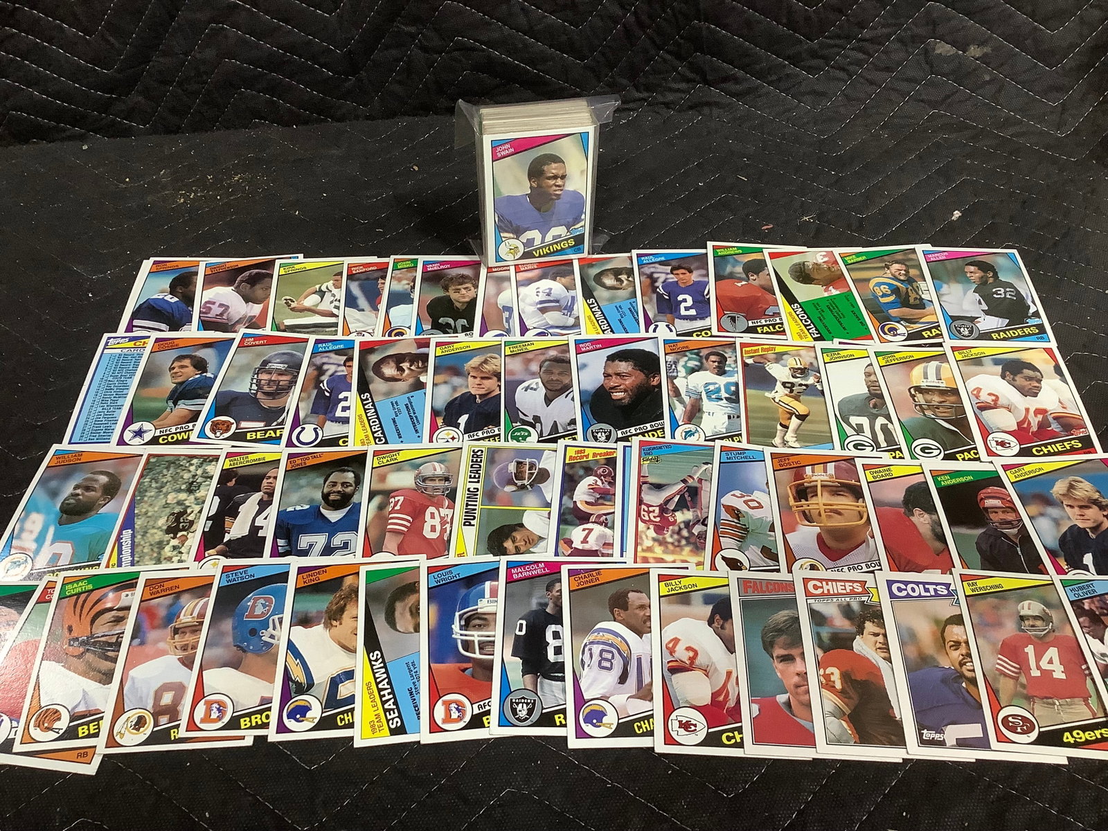 Collectible baseball cards (1 of 1)