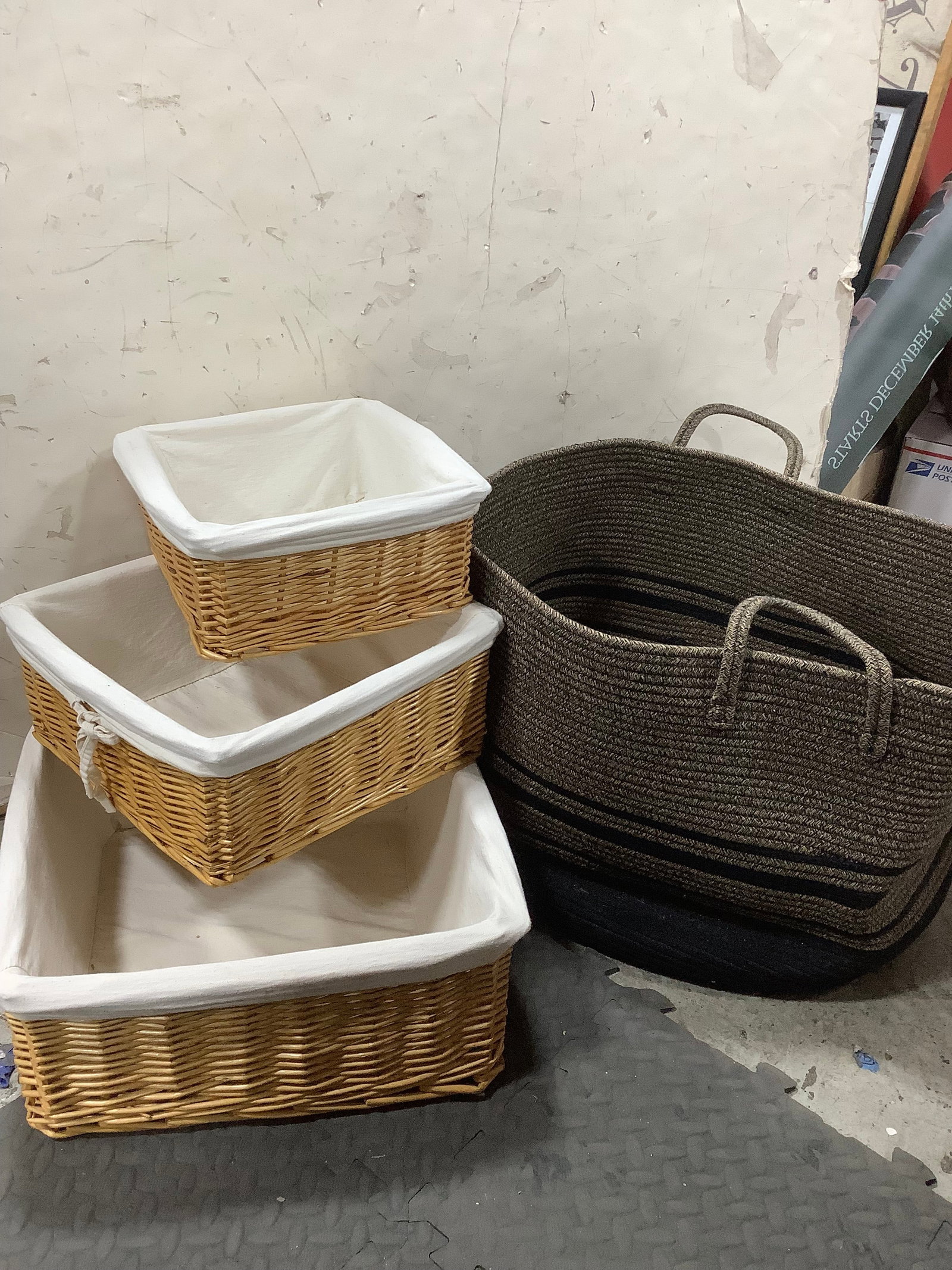 Storage baskets(largest 16inx16inx6.5in) (1 of 1)