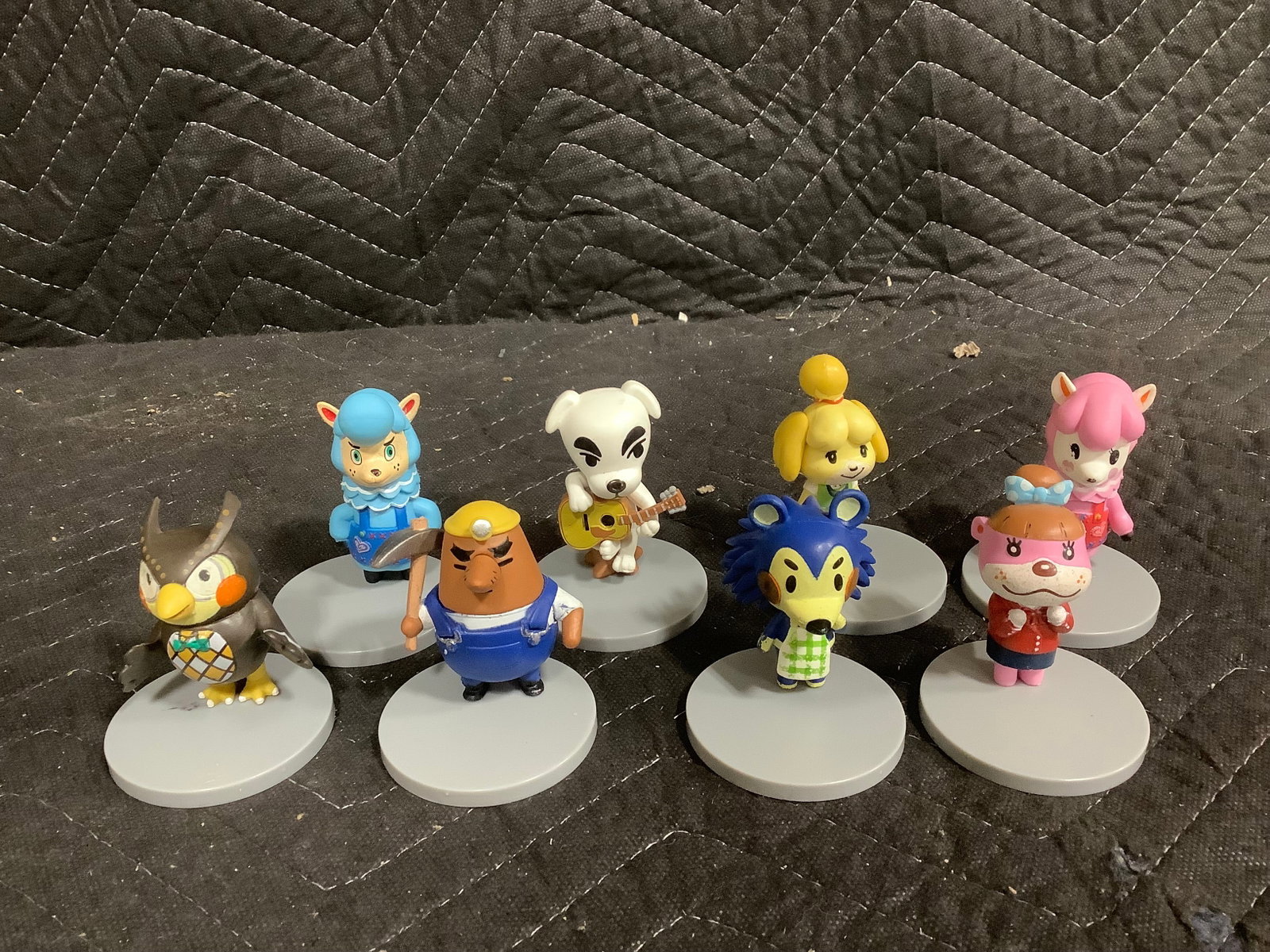 Nintendo Amiibo animal crossing figurines (1 of 1)