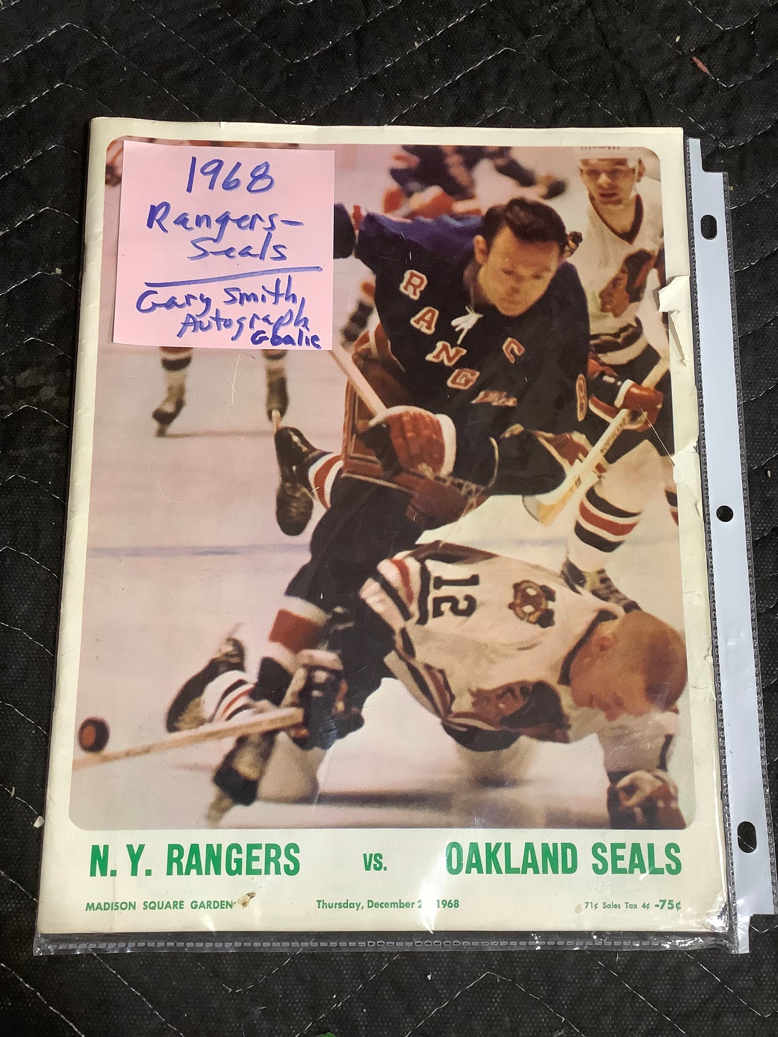 Vintage 1968 NY Rangers US Oakland Seals Hockey program-signed Gary Smith (1 of 1)