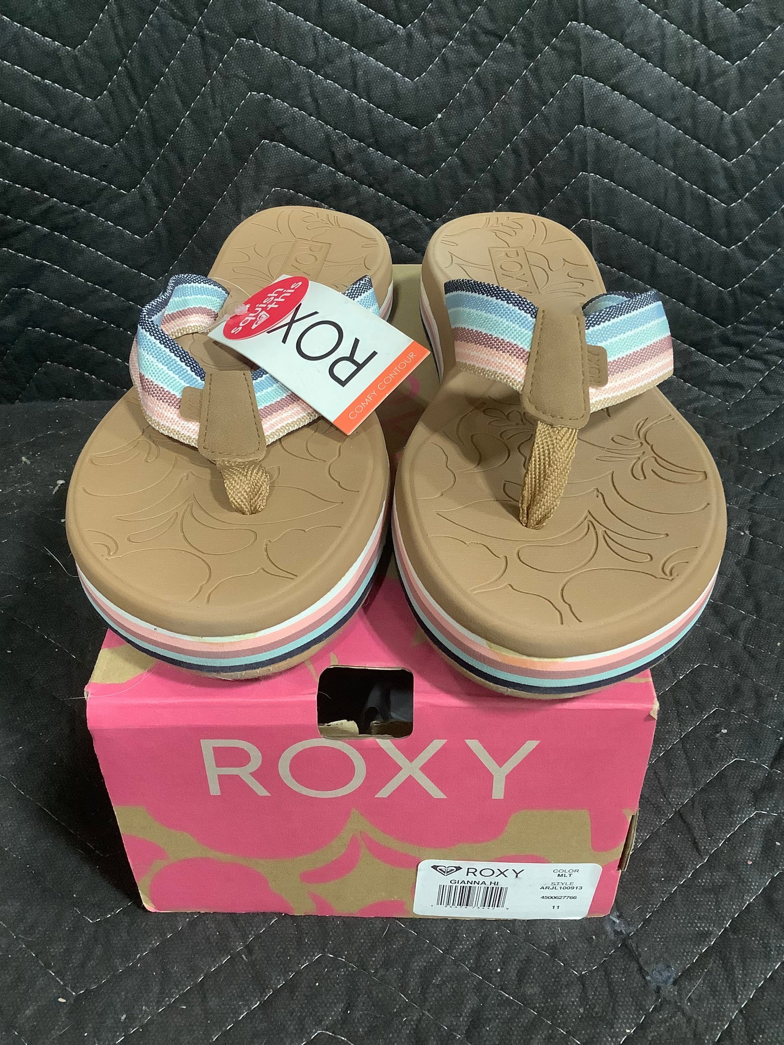 Roxy Sandals (Size: 11) *with box*: Roxy Sandals (Size: 11) *with box*