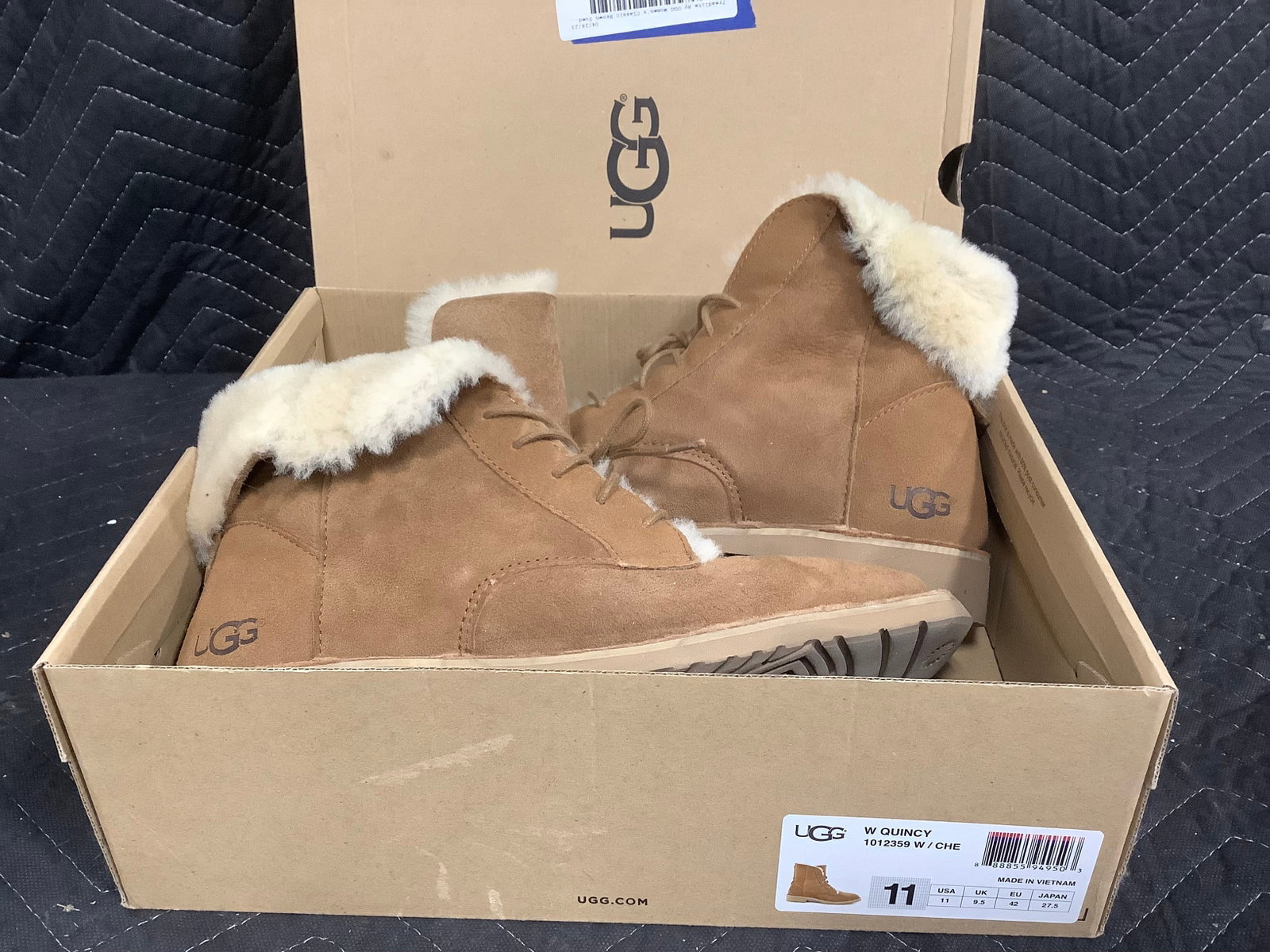 Ugg Half Boot Shoes (Size: 11) *with box*: Ugg Half Boot Shoes (Size: 11) *with box*